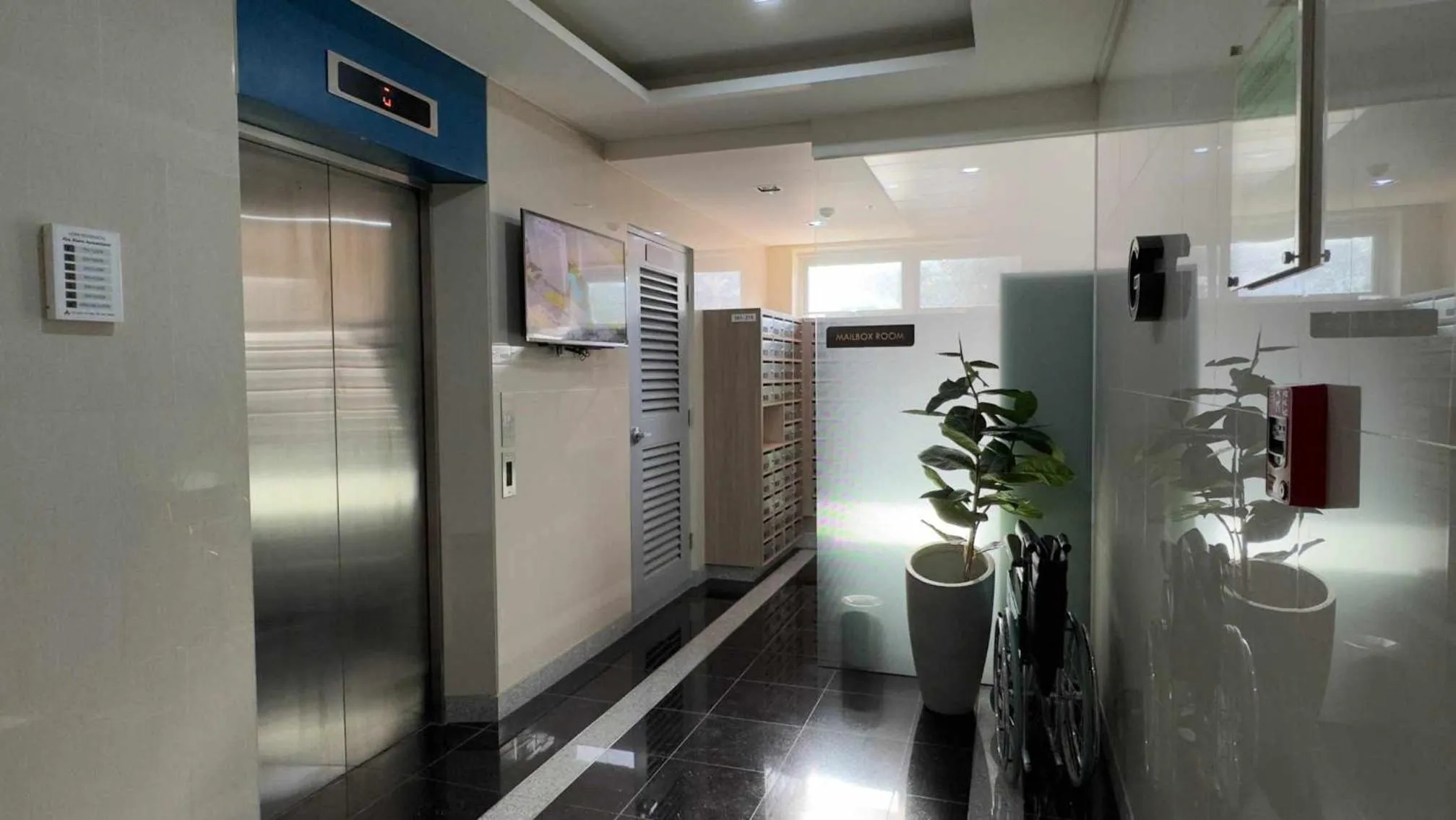 Property building in Cozy Belle Suite Relaxing Place at SMDC Hope Residences