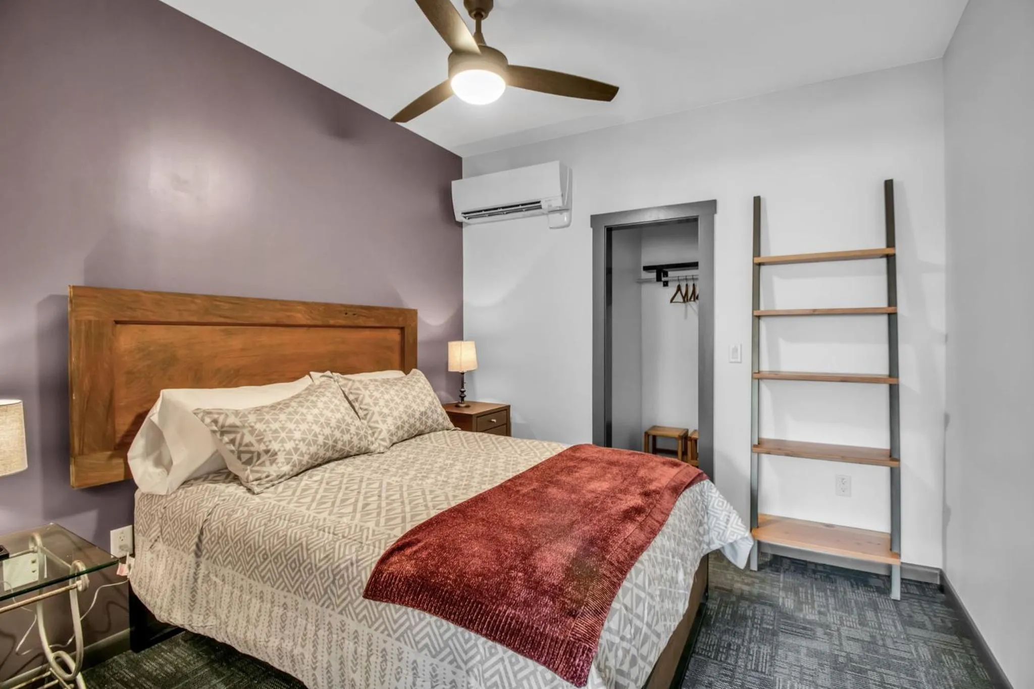 Bedroom, Bed in Webber Hotel