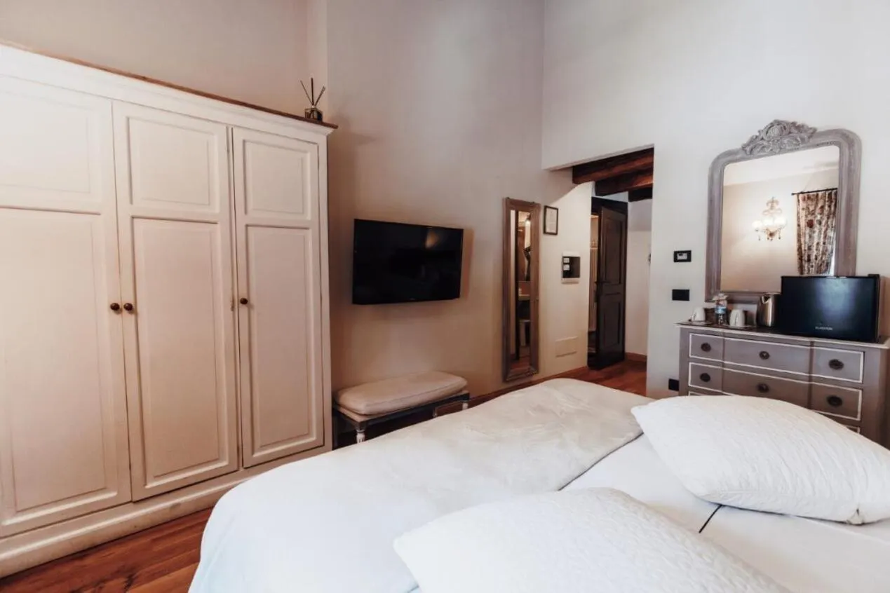 Bedroom, Bed in Locanda La Brenva - Estella Hotel Collection & Experience
