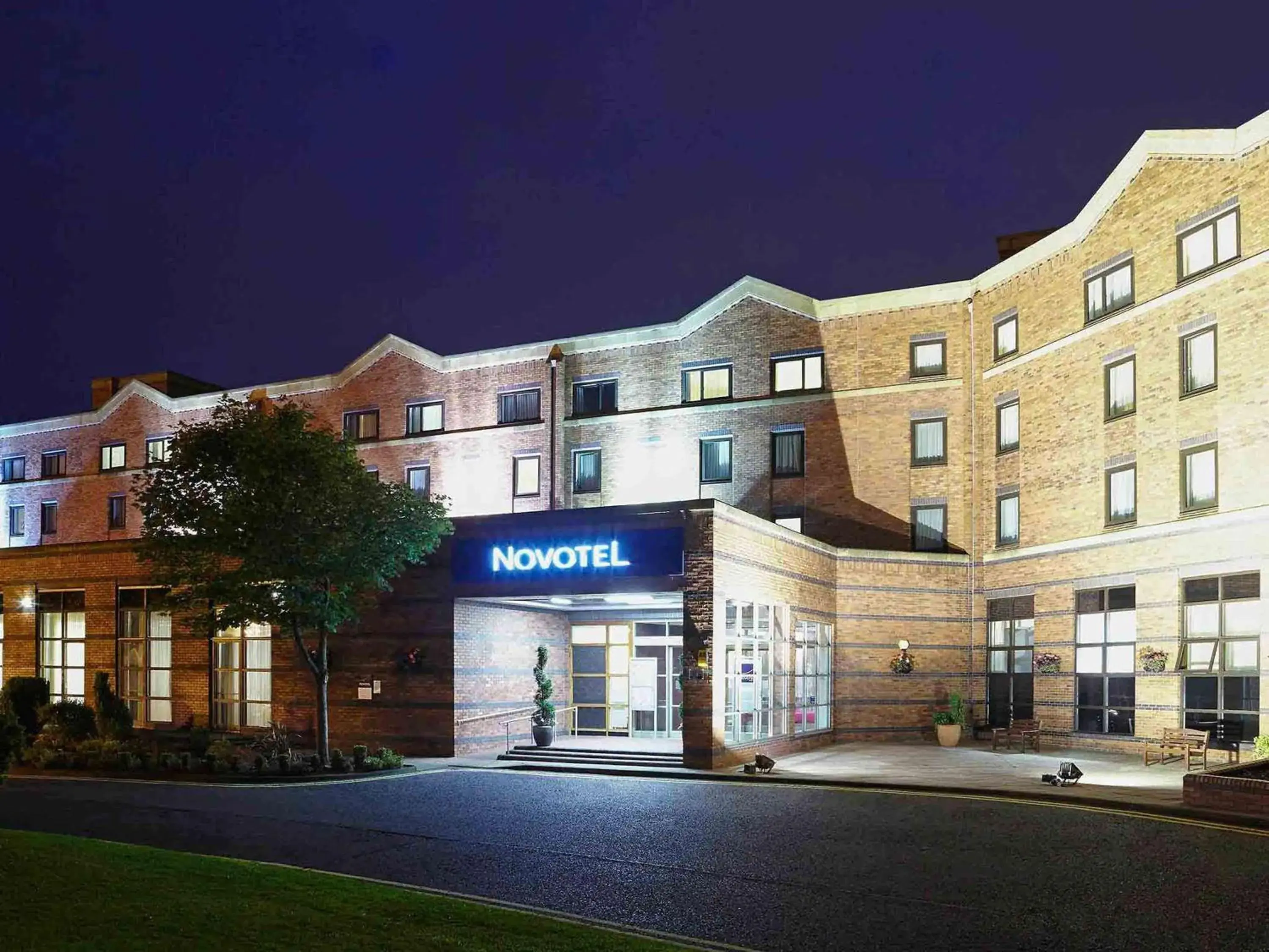 Novotel Newcastle Airport Novotel Newcastle Airport