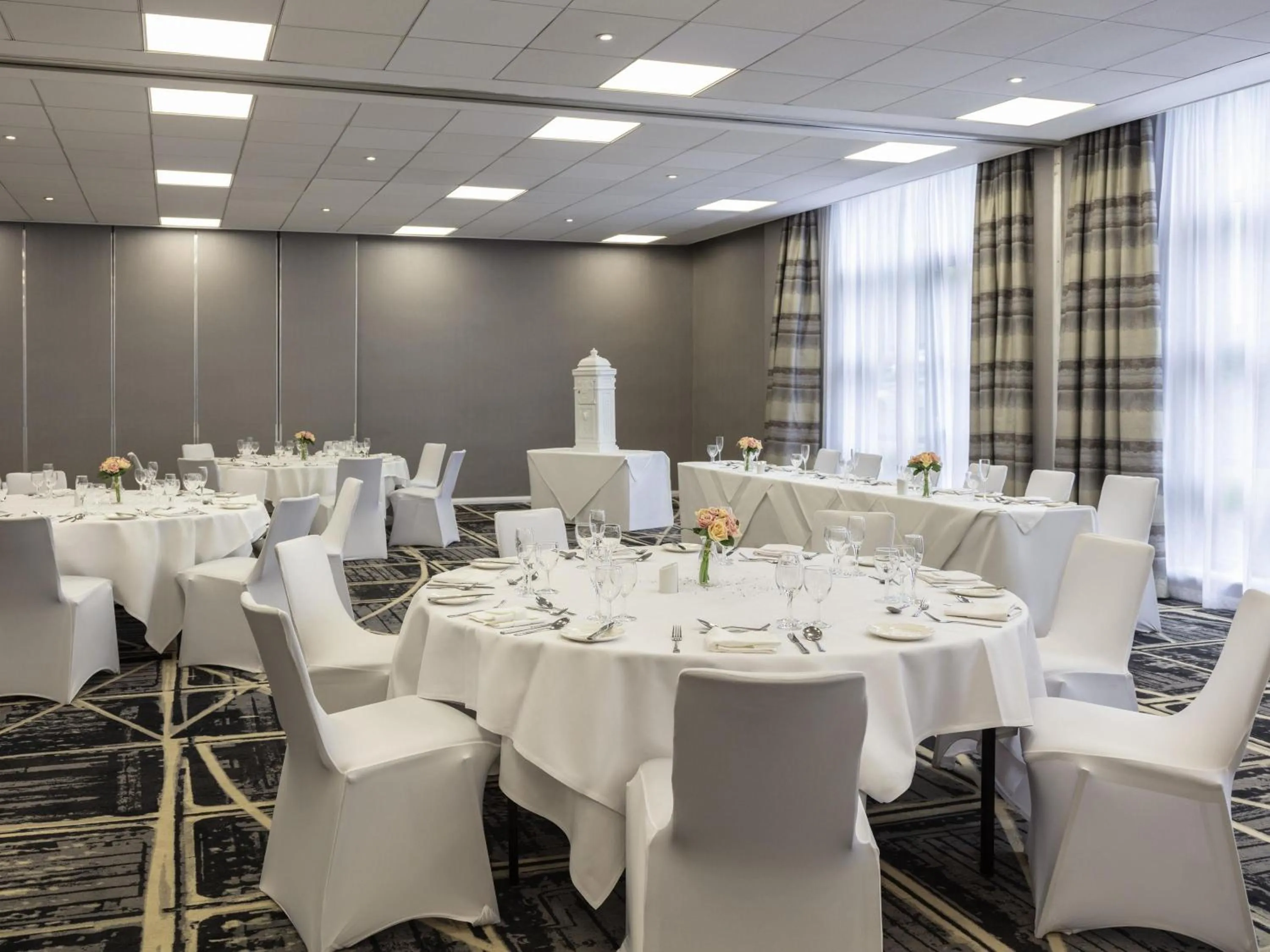 wedding in Novotel Newcastle Airport