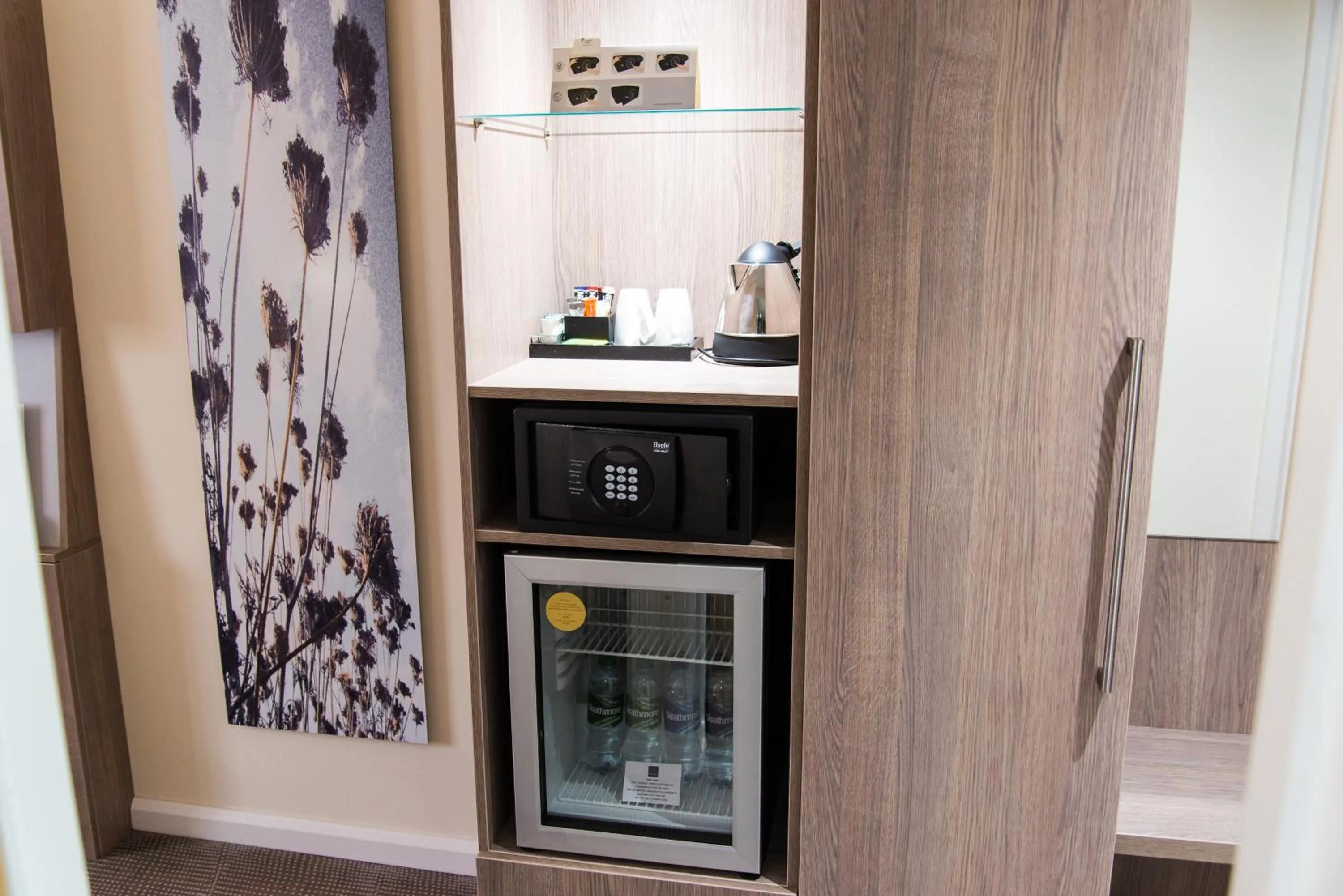 Bedroom in Novotel Newcastle Airport