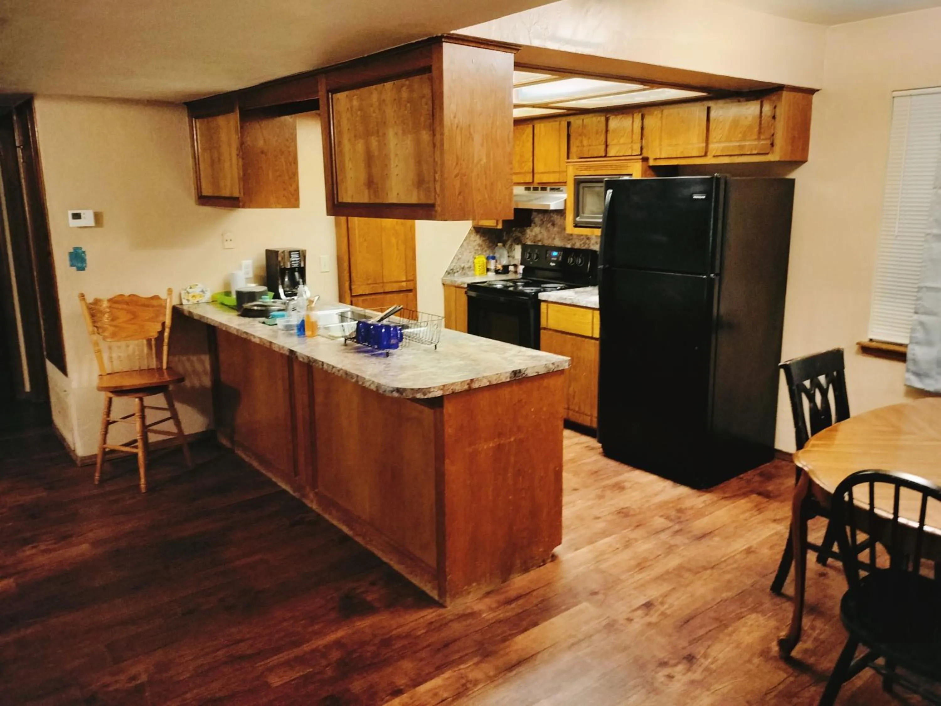 Golden Sunflower's Apt D