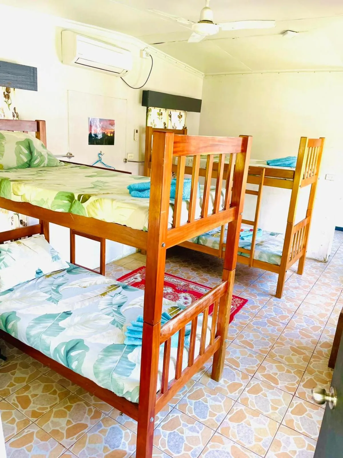 Photo of the whole room, Bed in The Ideal Bed & Breakfast