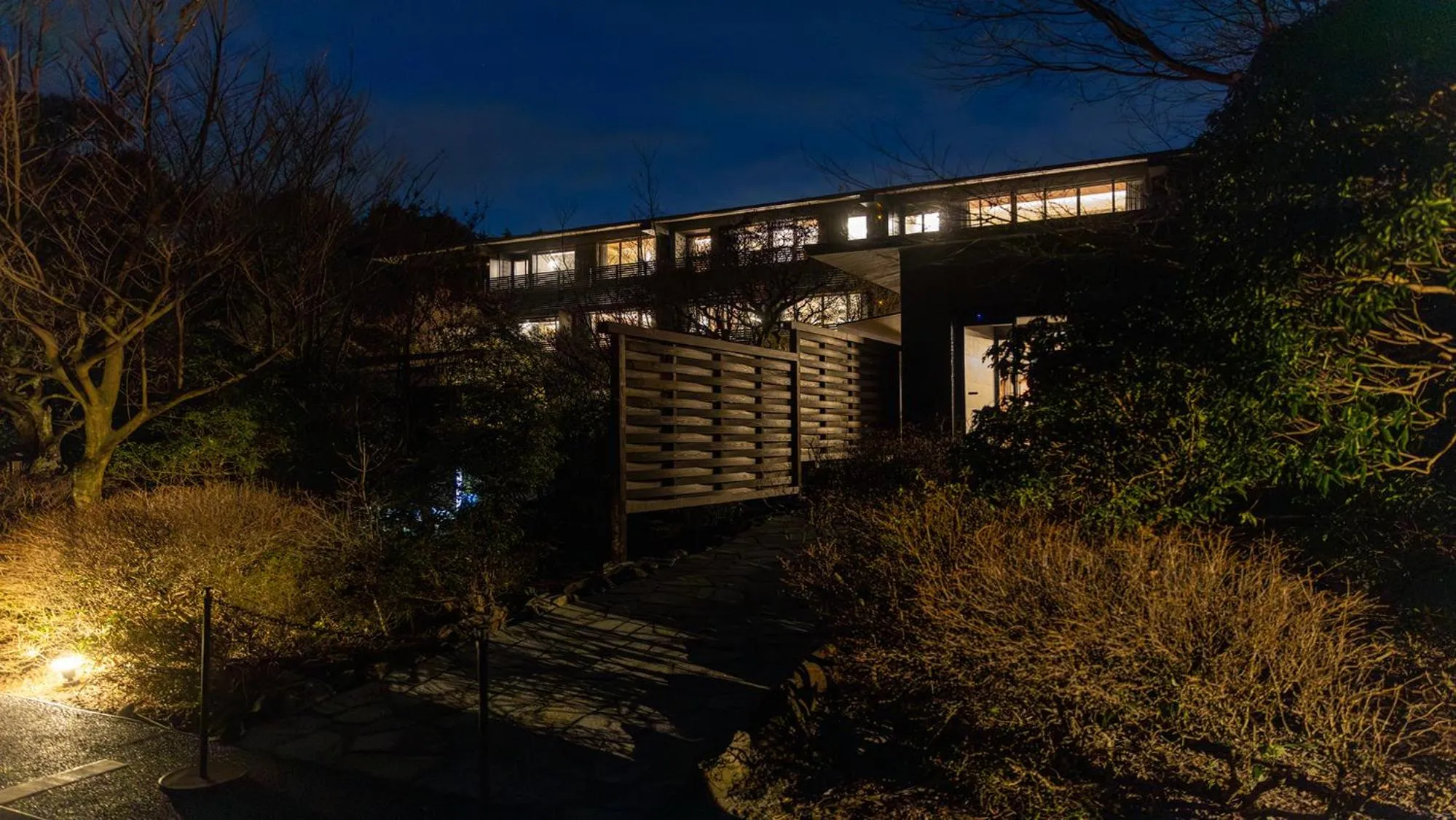 Property building in Sengokubara COCON