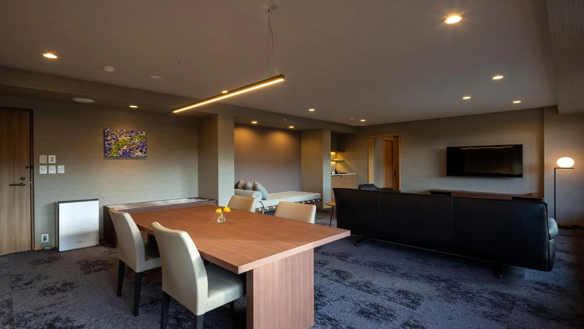 Photo of the whole room in Sengokubara COCON