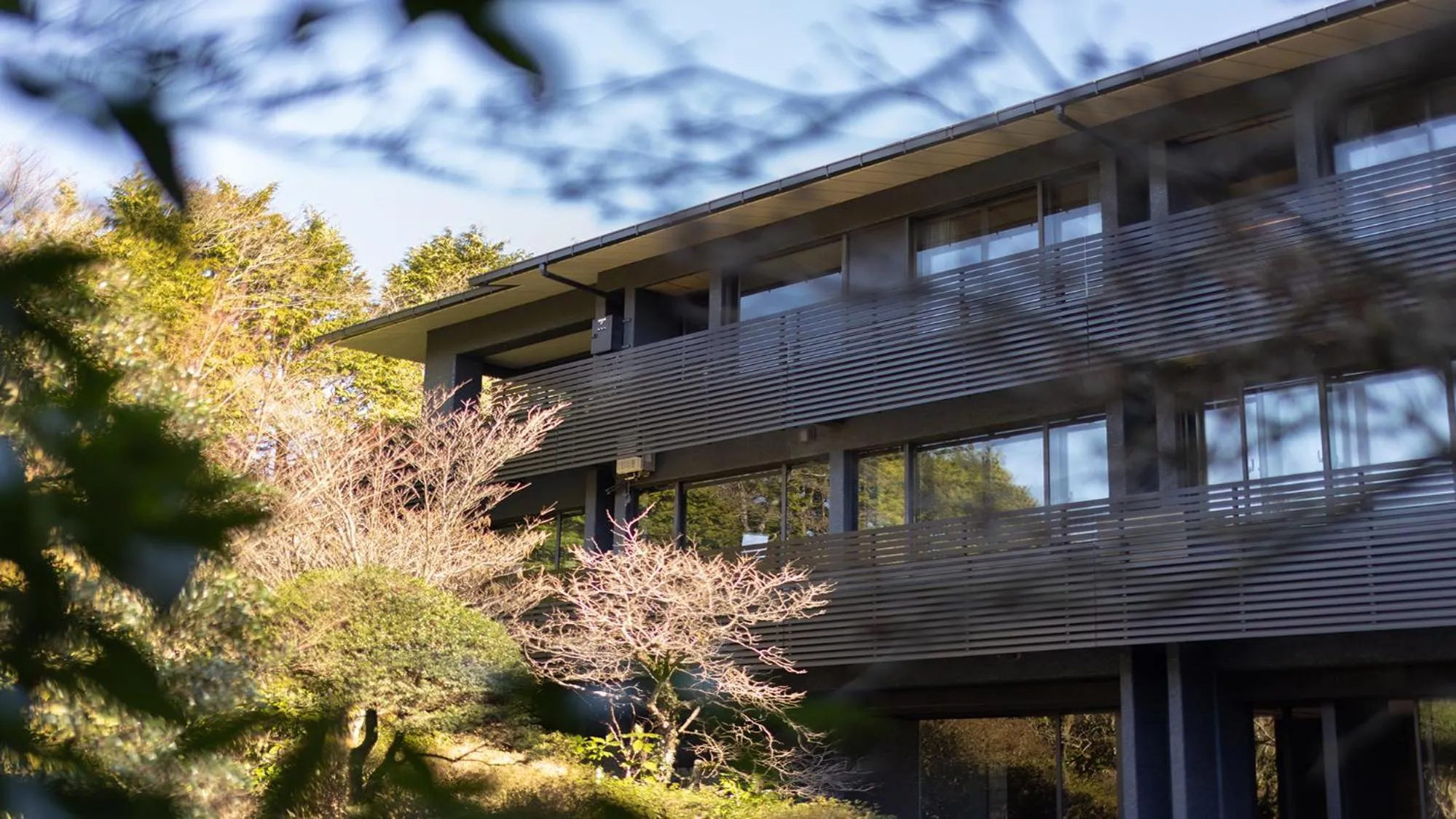 Property building in Sengokubara COCON