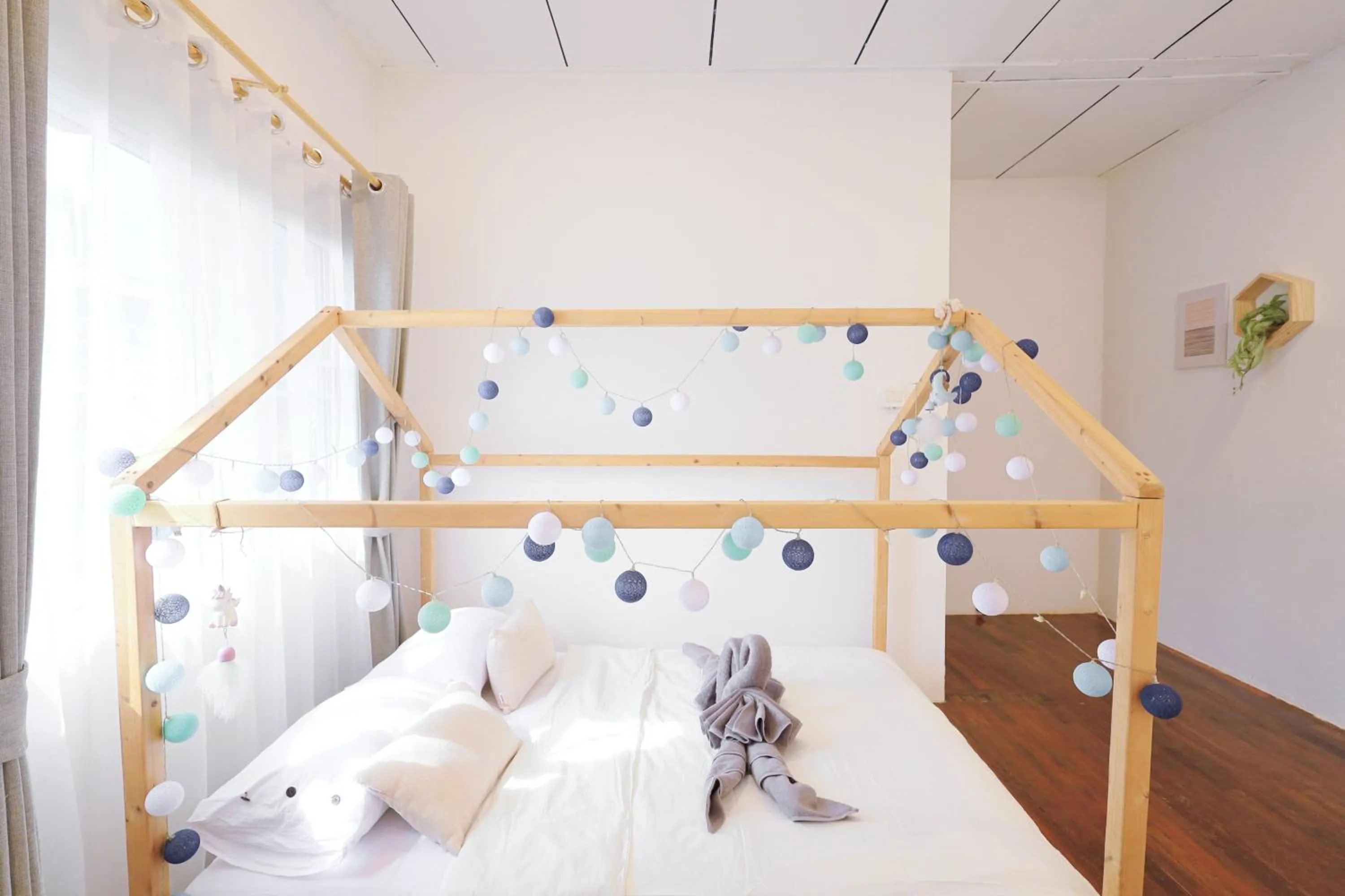 Bed in Ratchada Retreat Villa 2