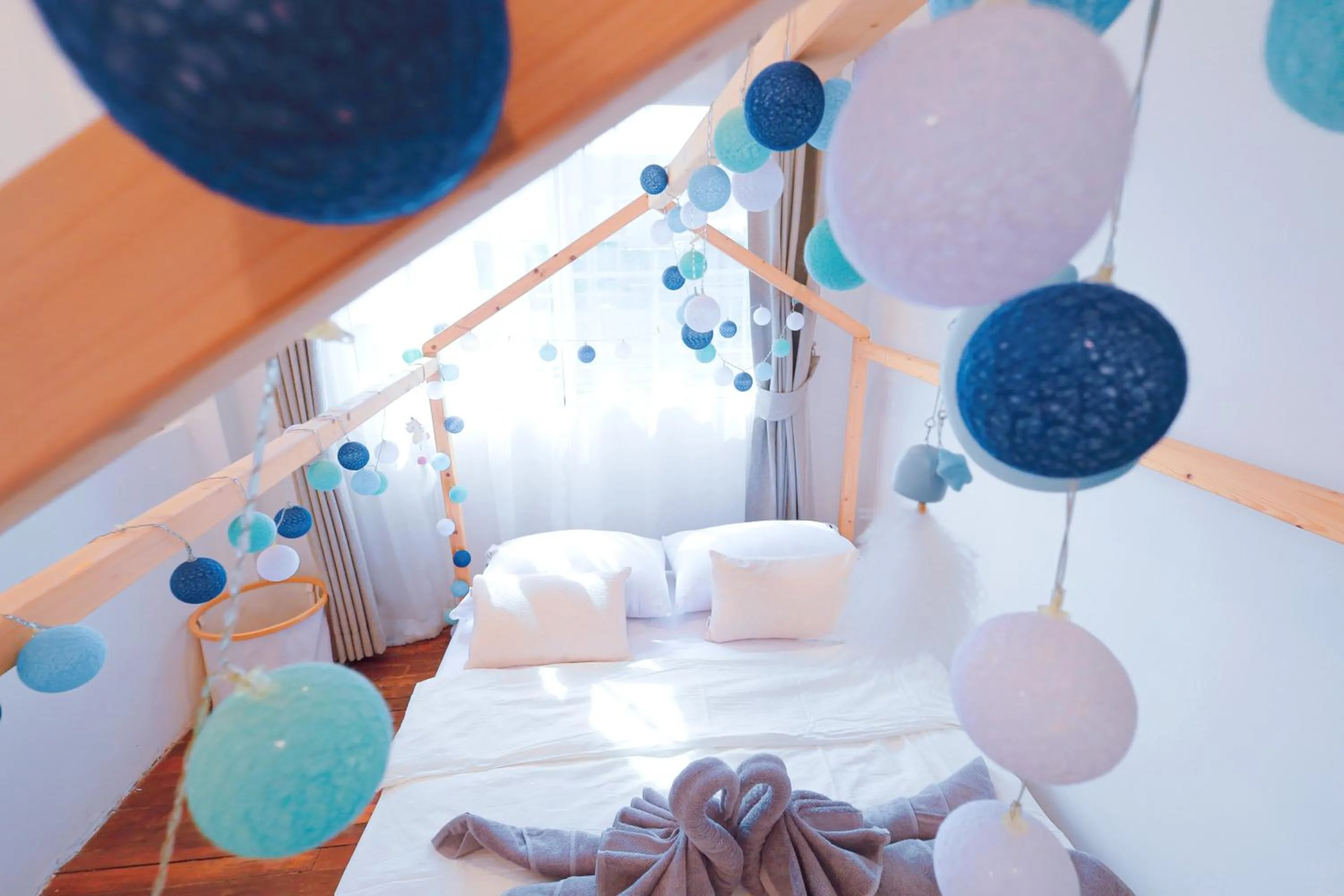 Bed in Ratchada Retreat Villa 2