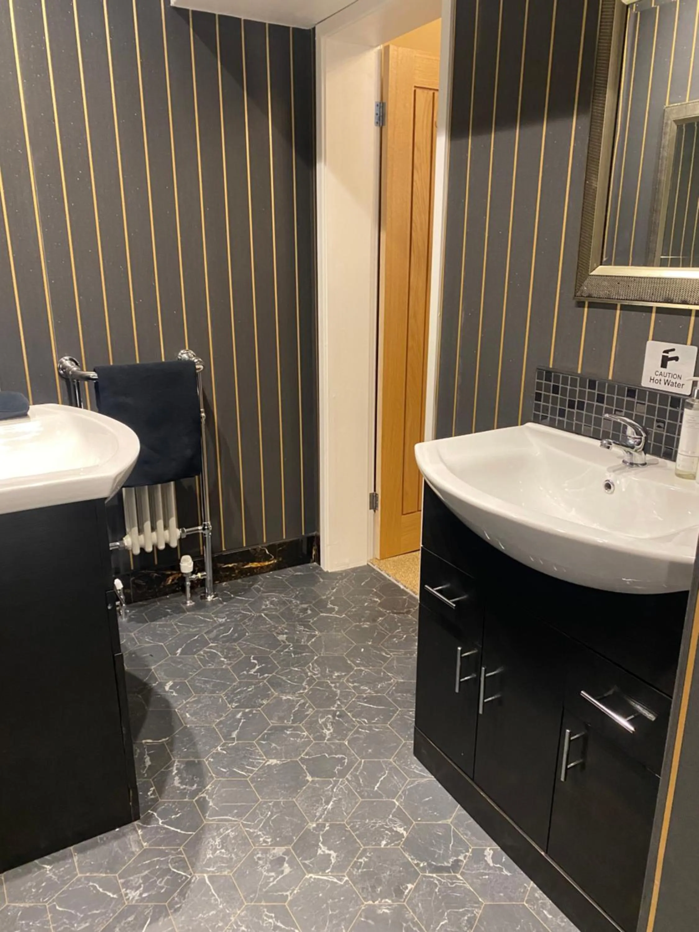 Bathroom in The New Talbot Hotel