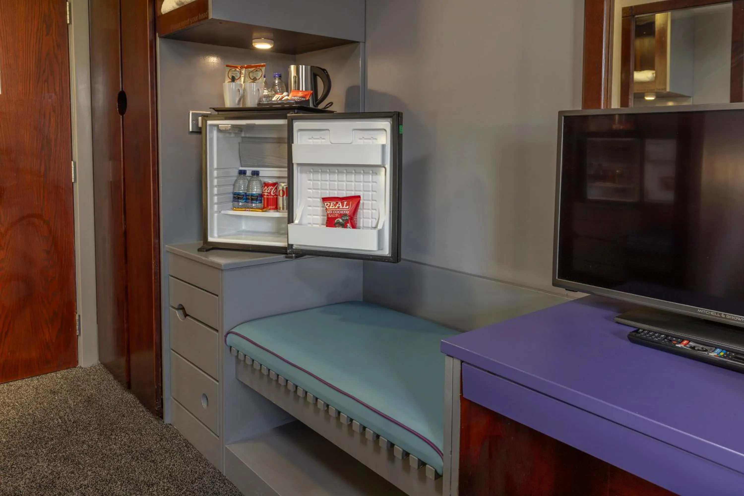 TV and multimedia in Best Western Sheffield City Hotel