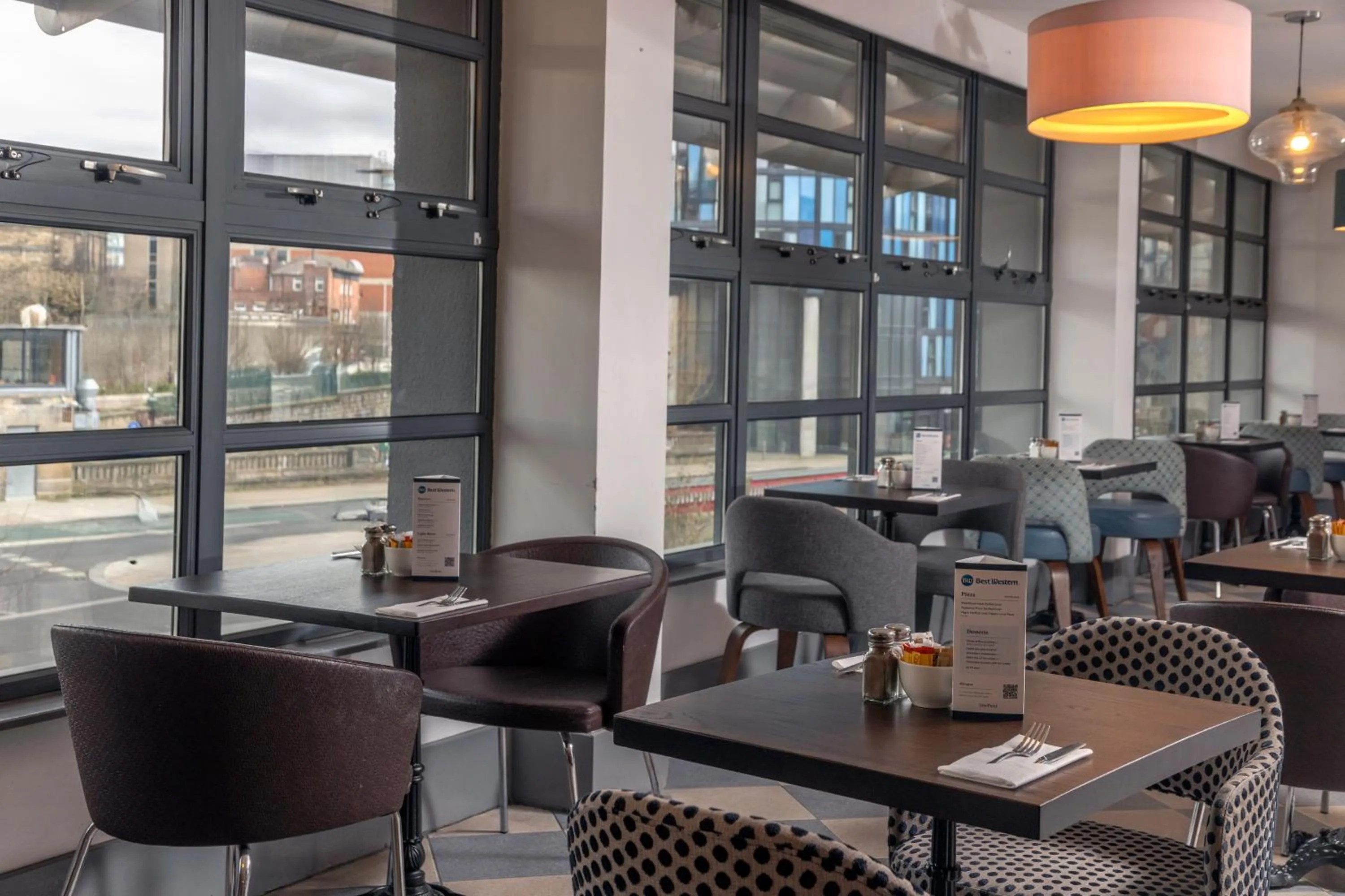 Restaurant/places to eat in Best Western Sheffield City Hotel