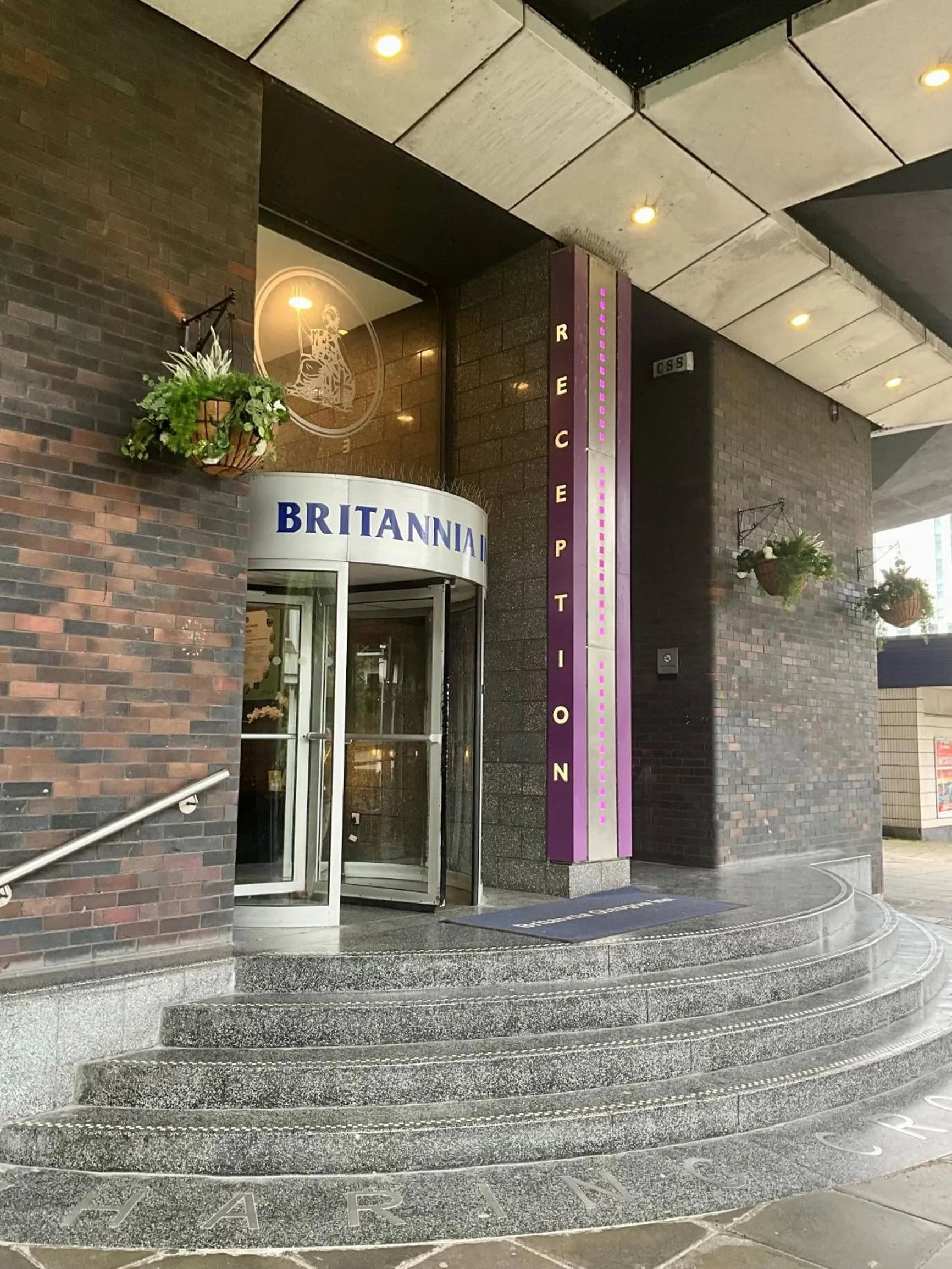 Facade/entrance in Britannia Inn Glasgow