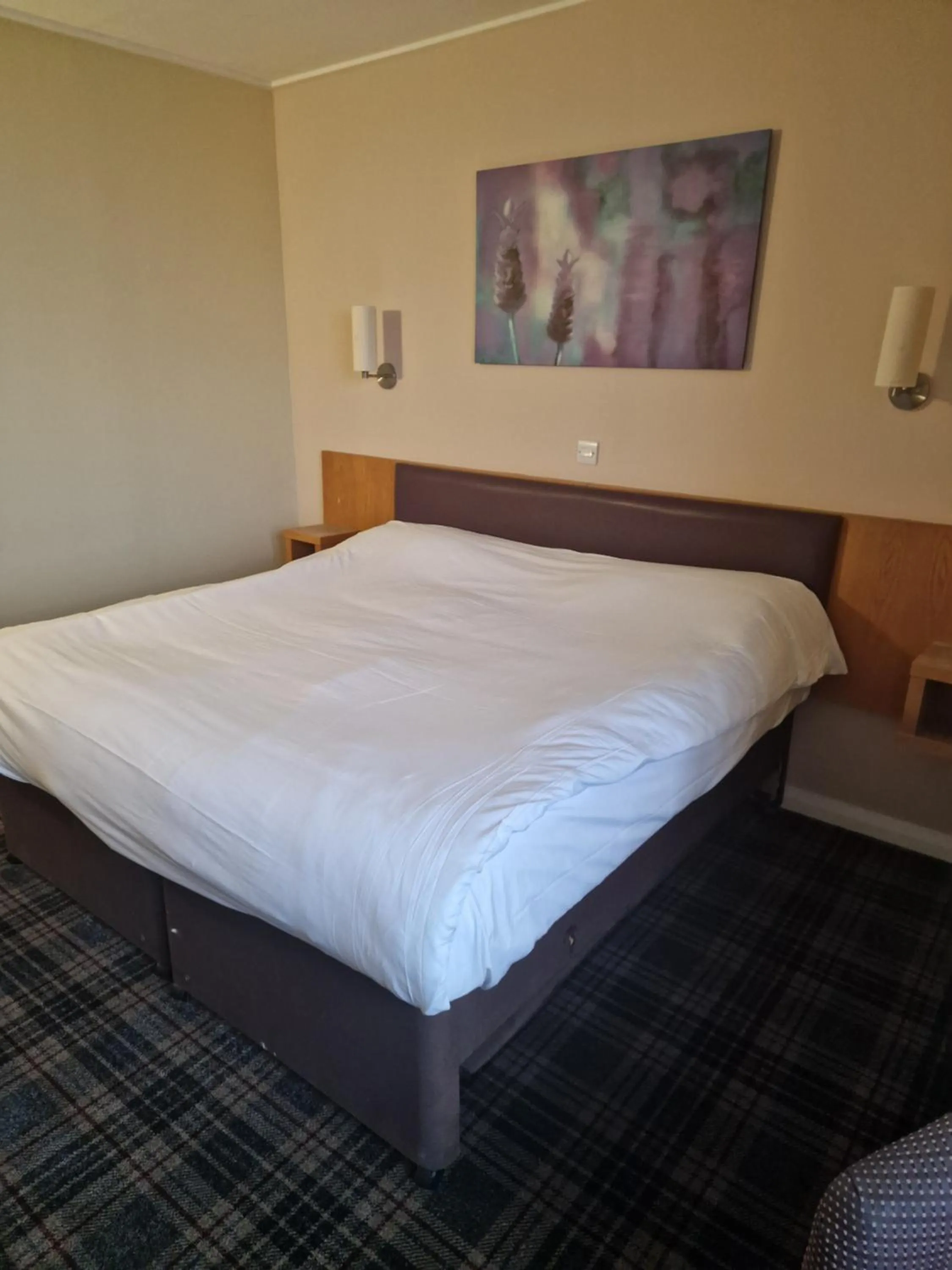 Bed in Britannia Inn Glasgow