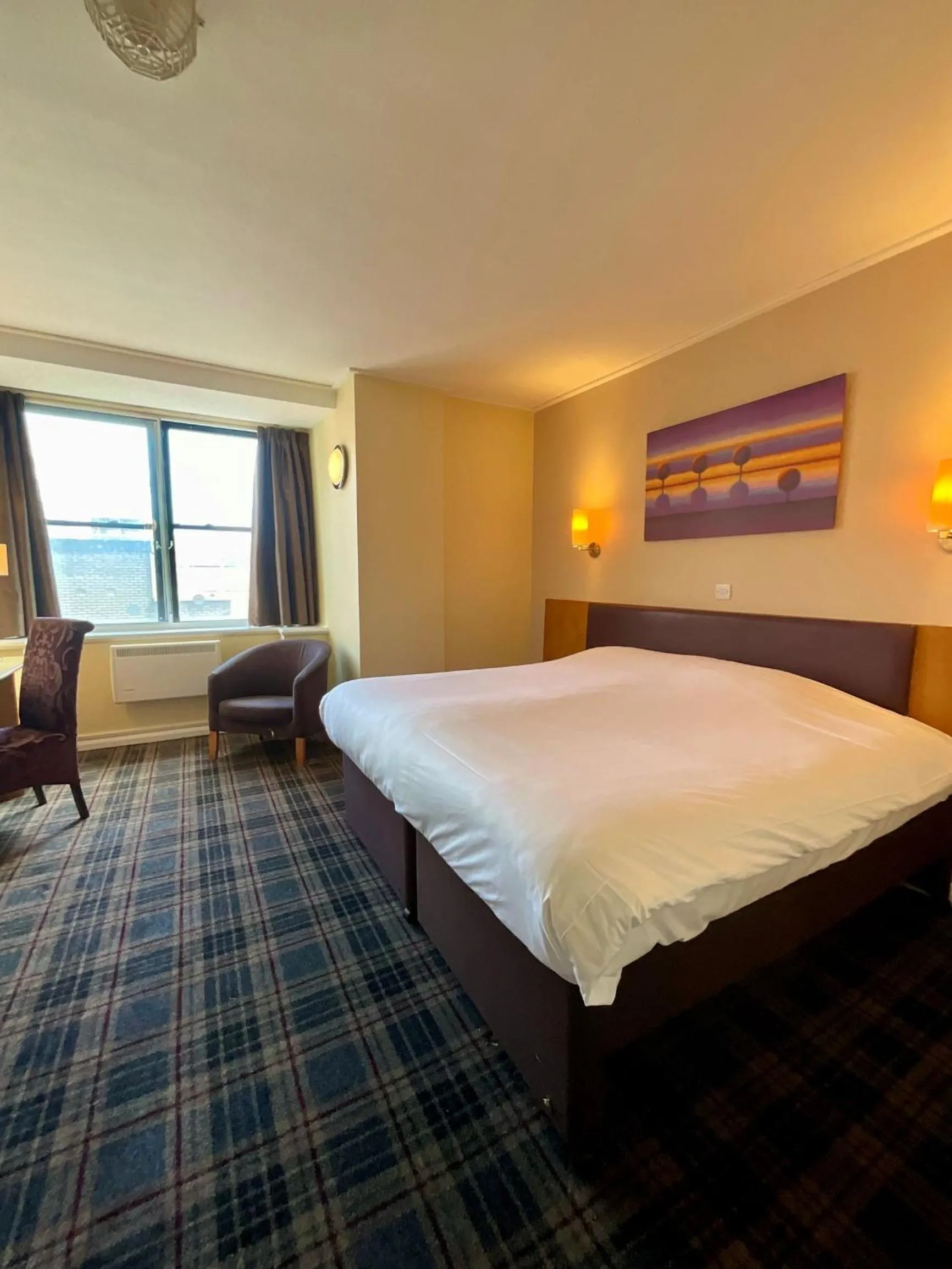 Bed in Britannia Inn Glasgow