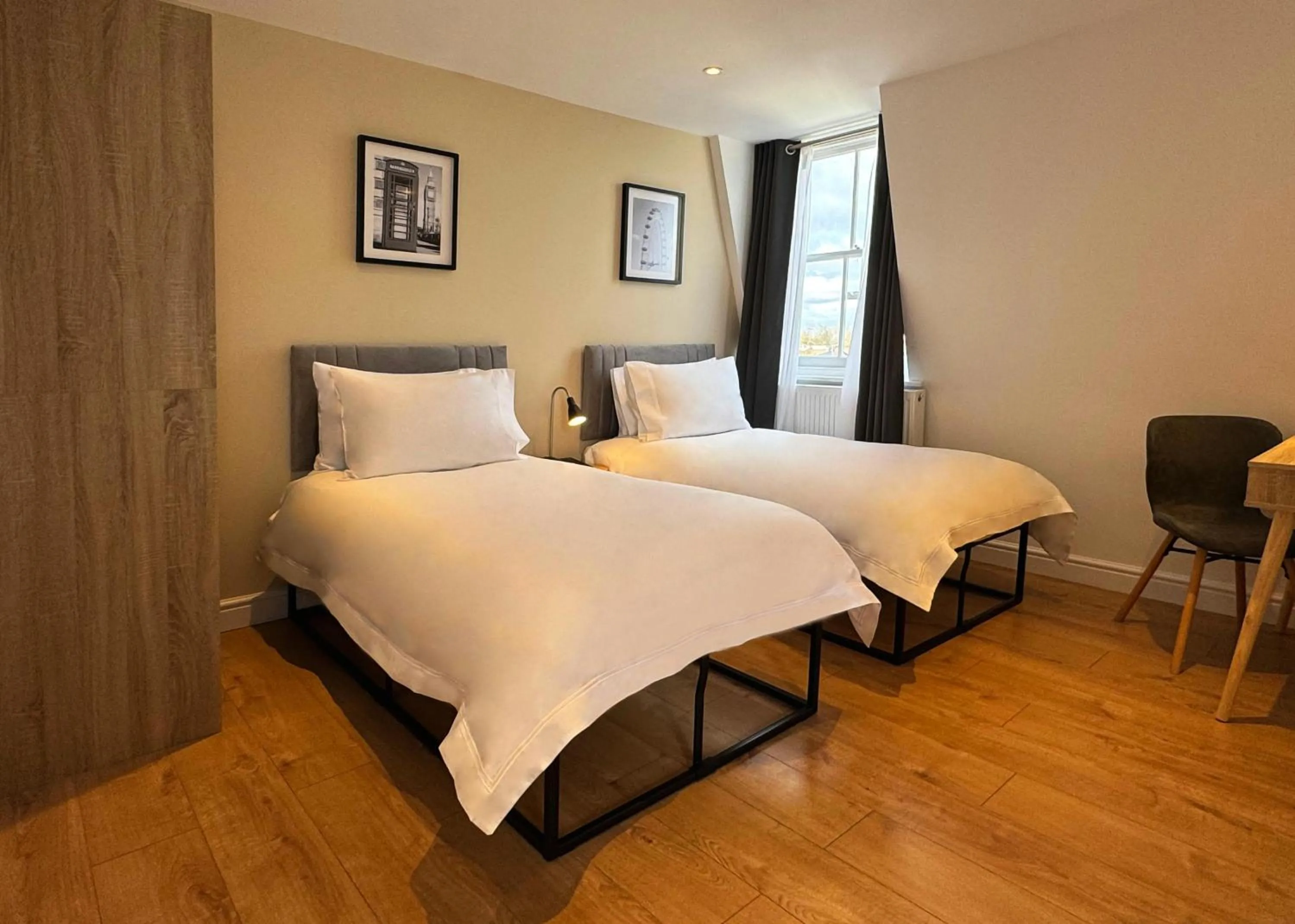 Bed in Berjaya Eden Park London Hotel