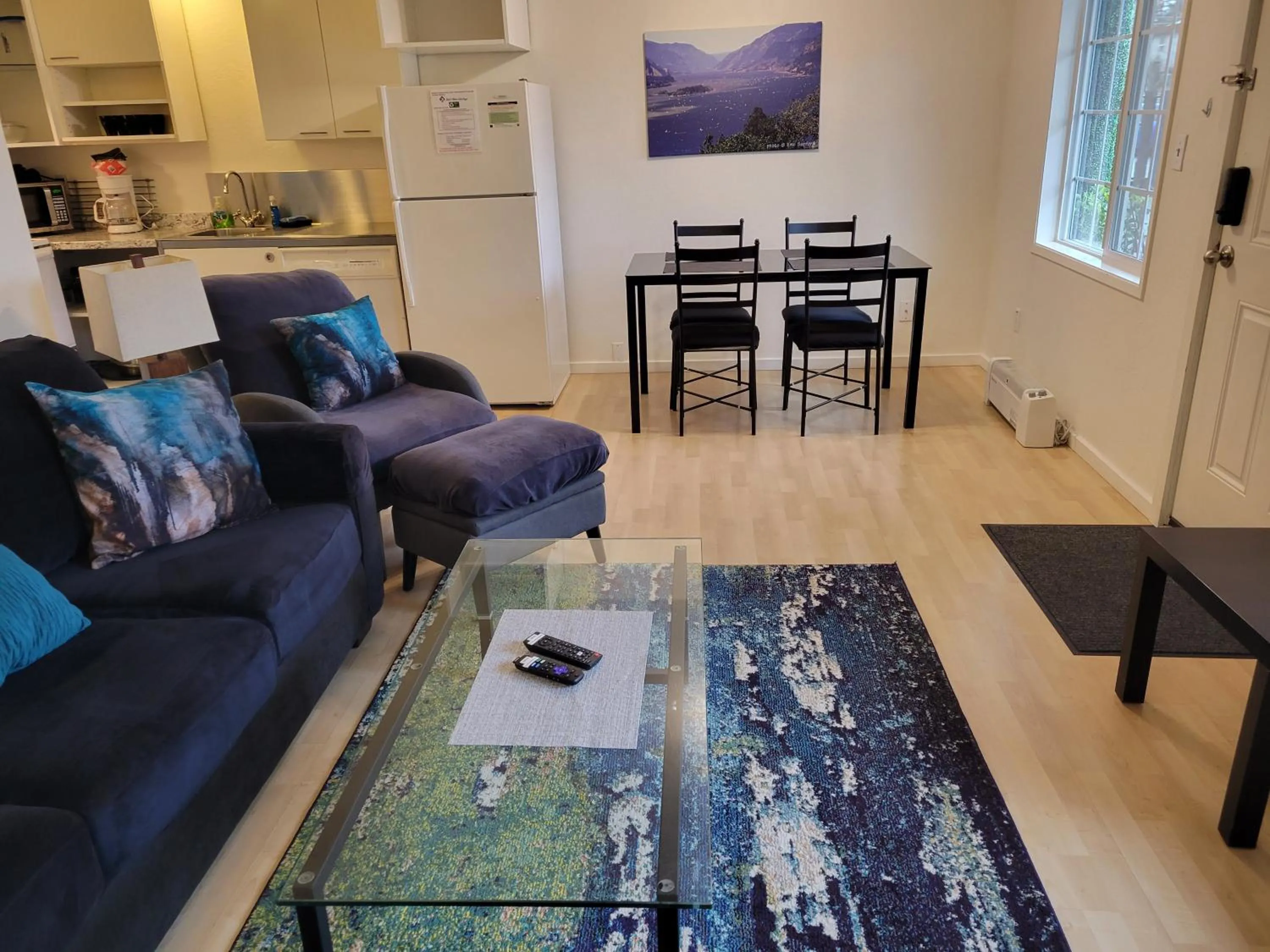 Hood River Suites Extended Stay Apartment Hotel