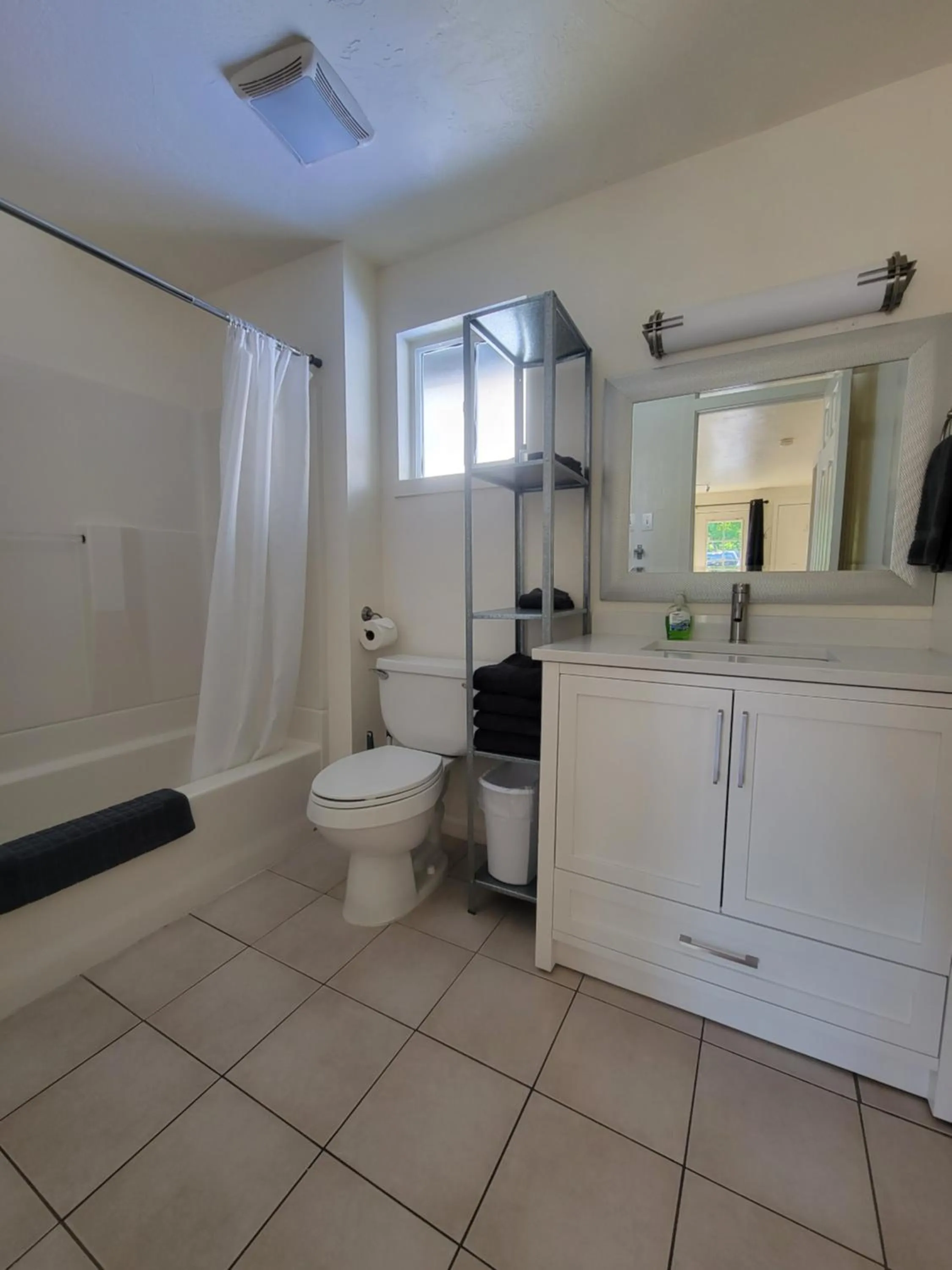 Hood River Suites Extended Stay Apartment Hotel