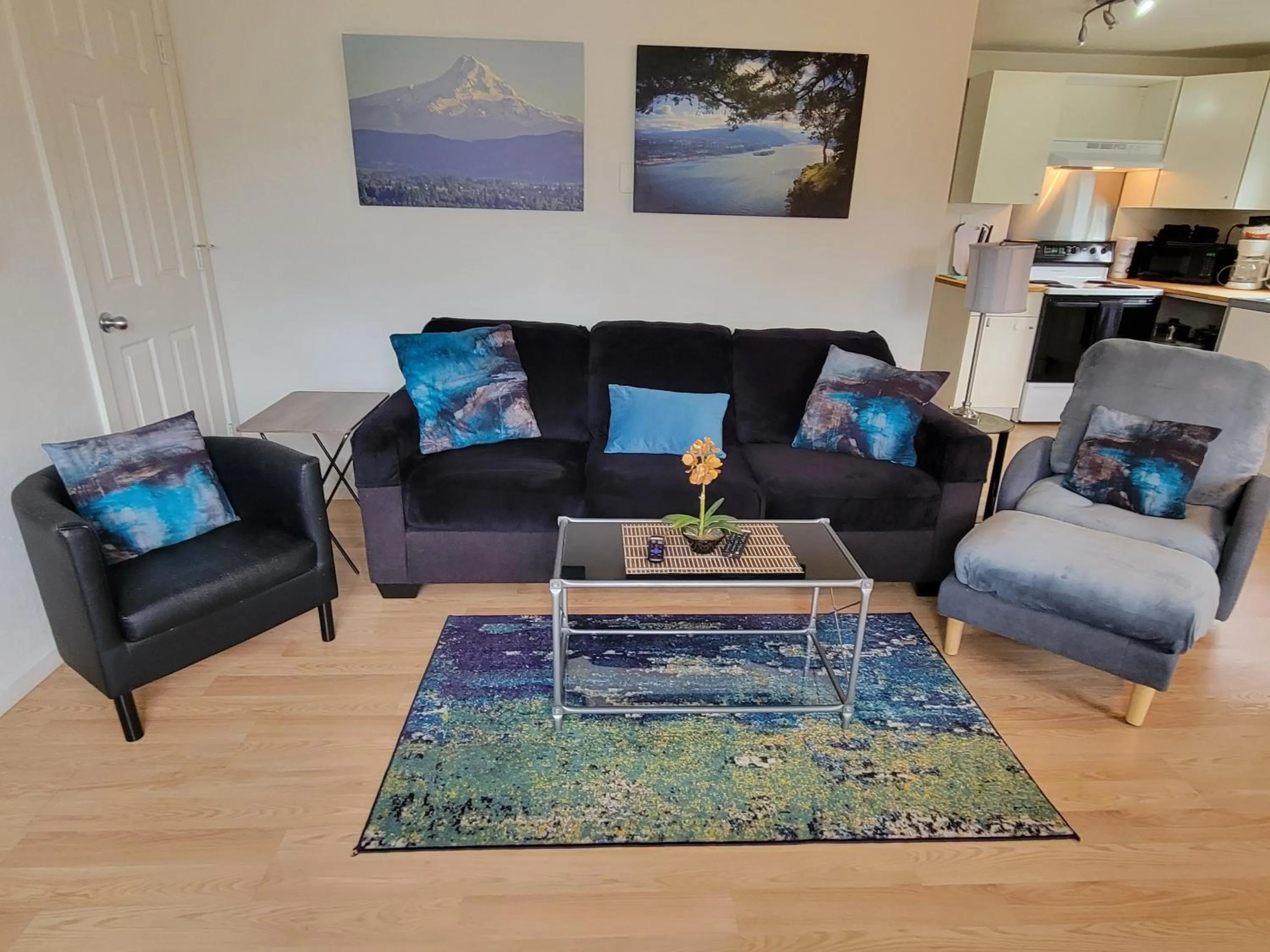 Hood River Suites Extended Stay Apartment Hotel