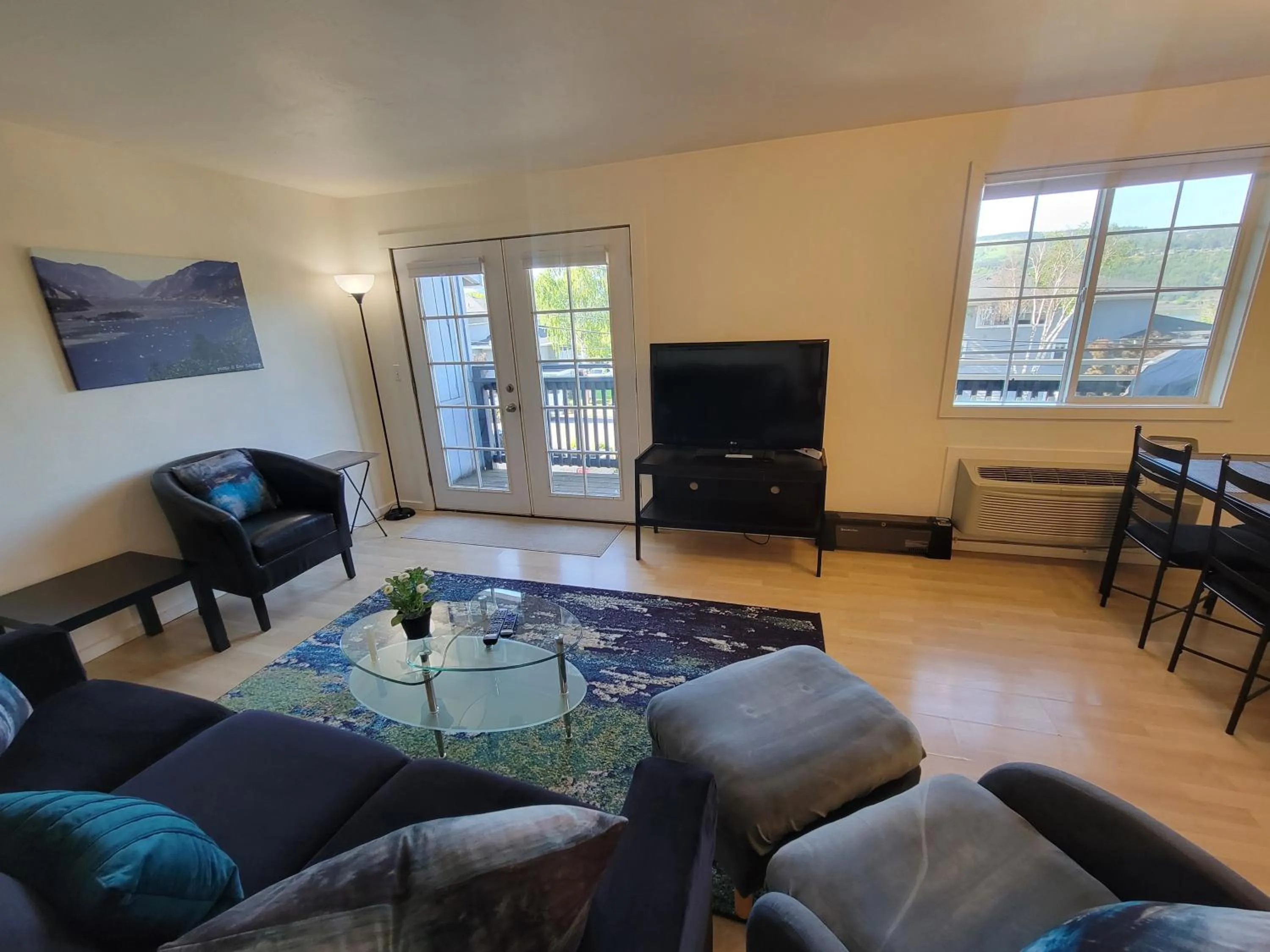 Hood River Suites Extended Stay Apartment Hotel