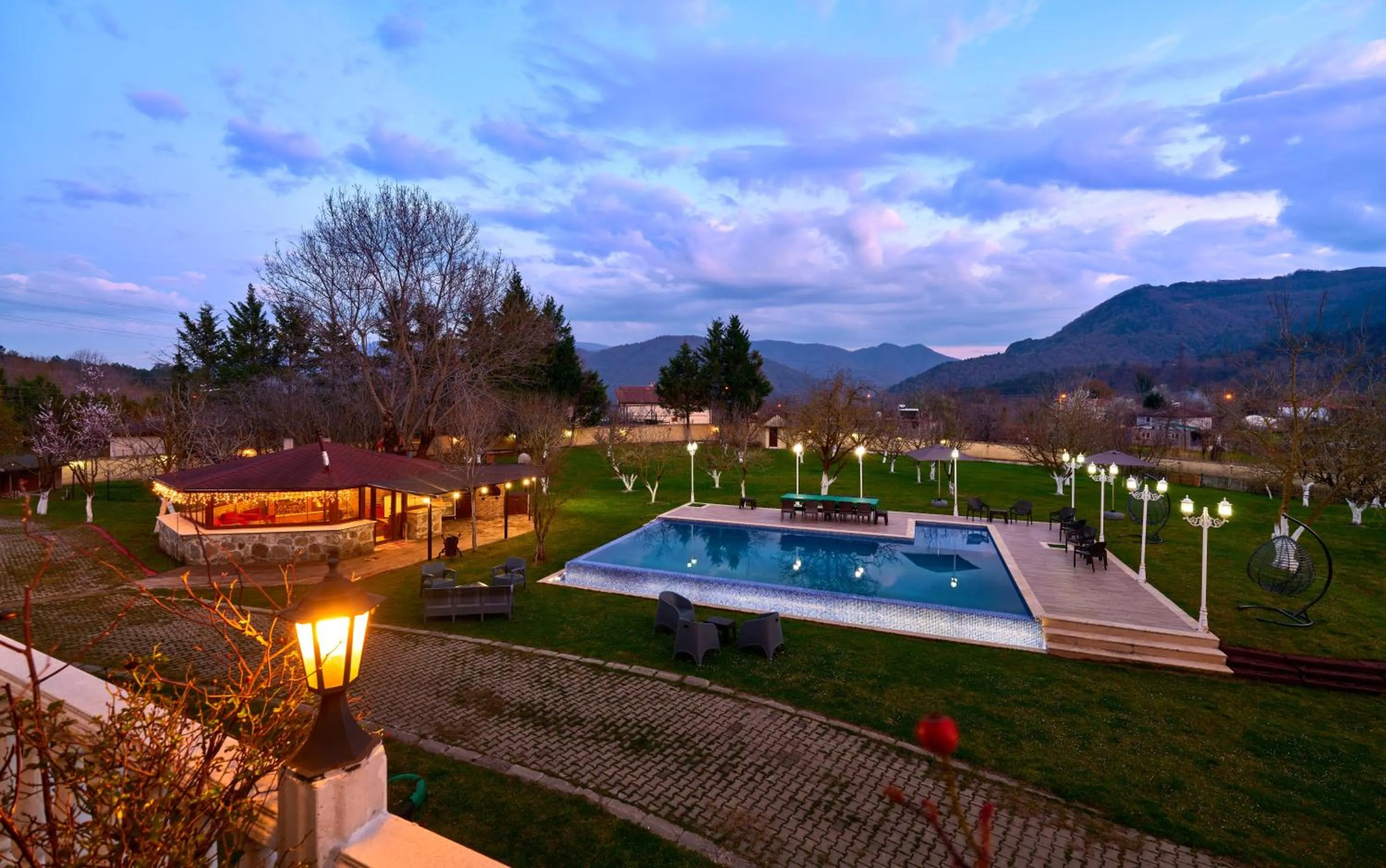 Swimming pool in Beyaz Köşk Geyve