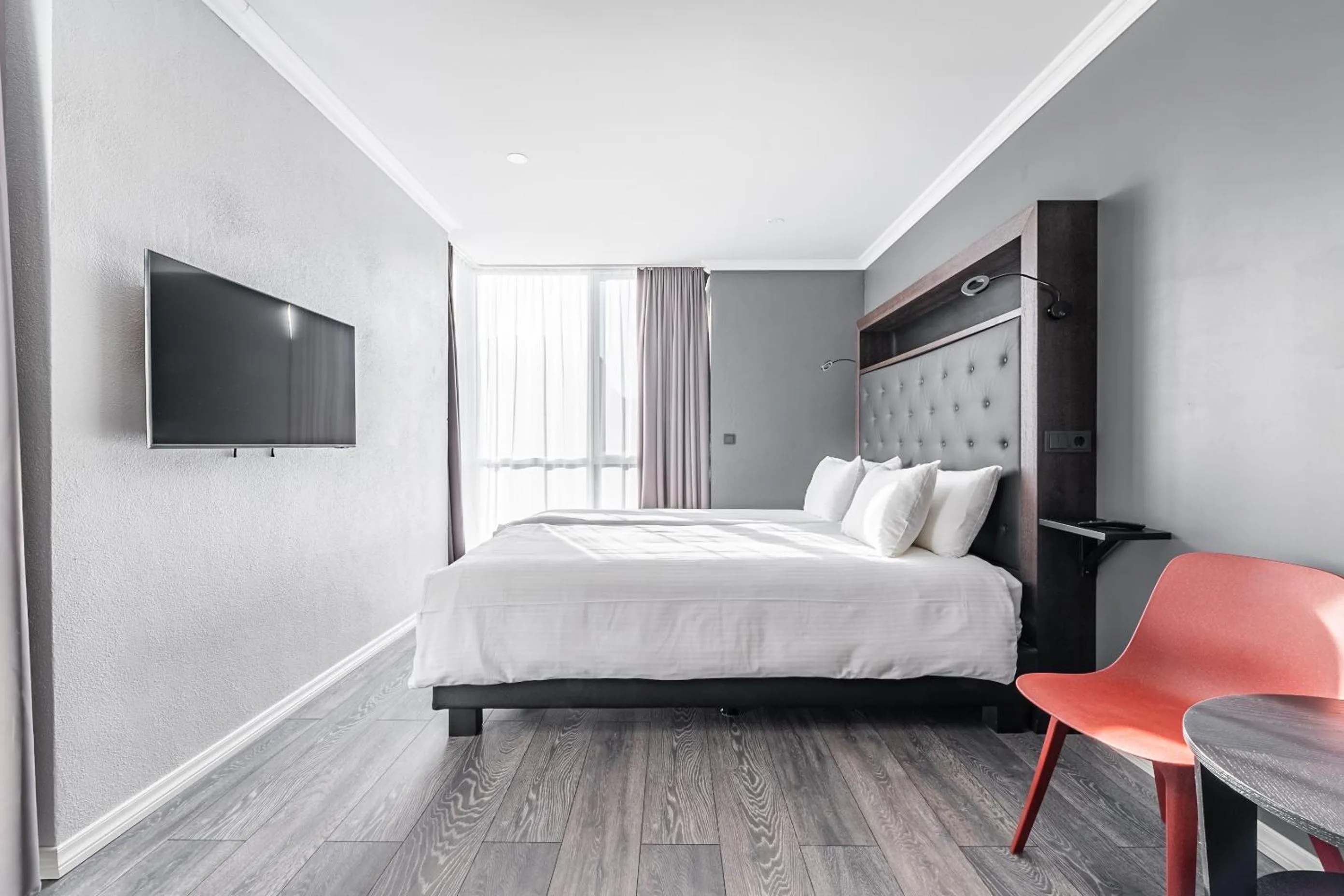 Bedroom, Bed in Hotel Aska