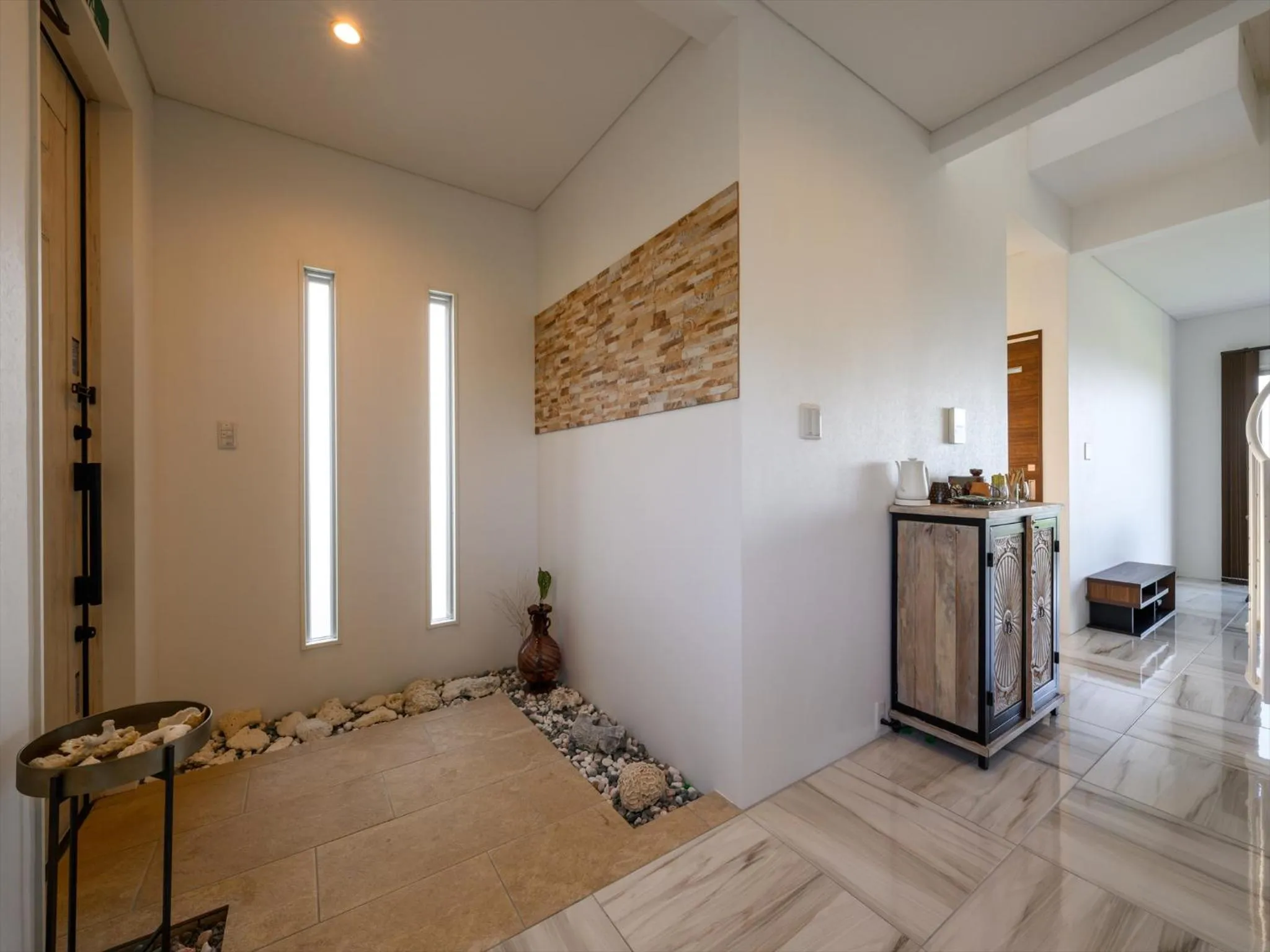 Photo of the whole room in abundance okinawa