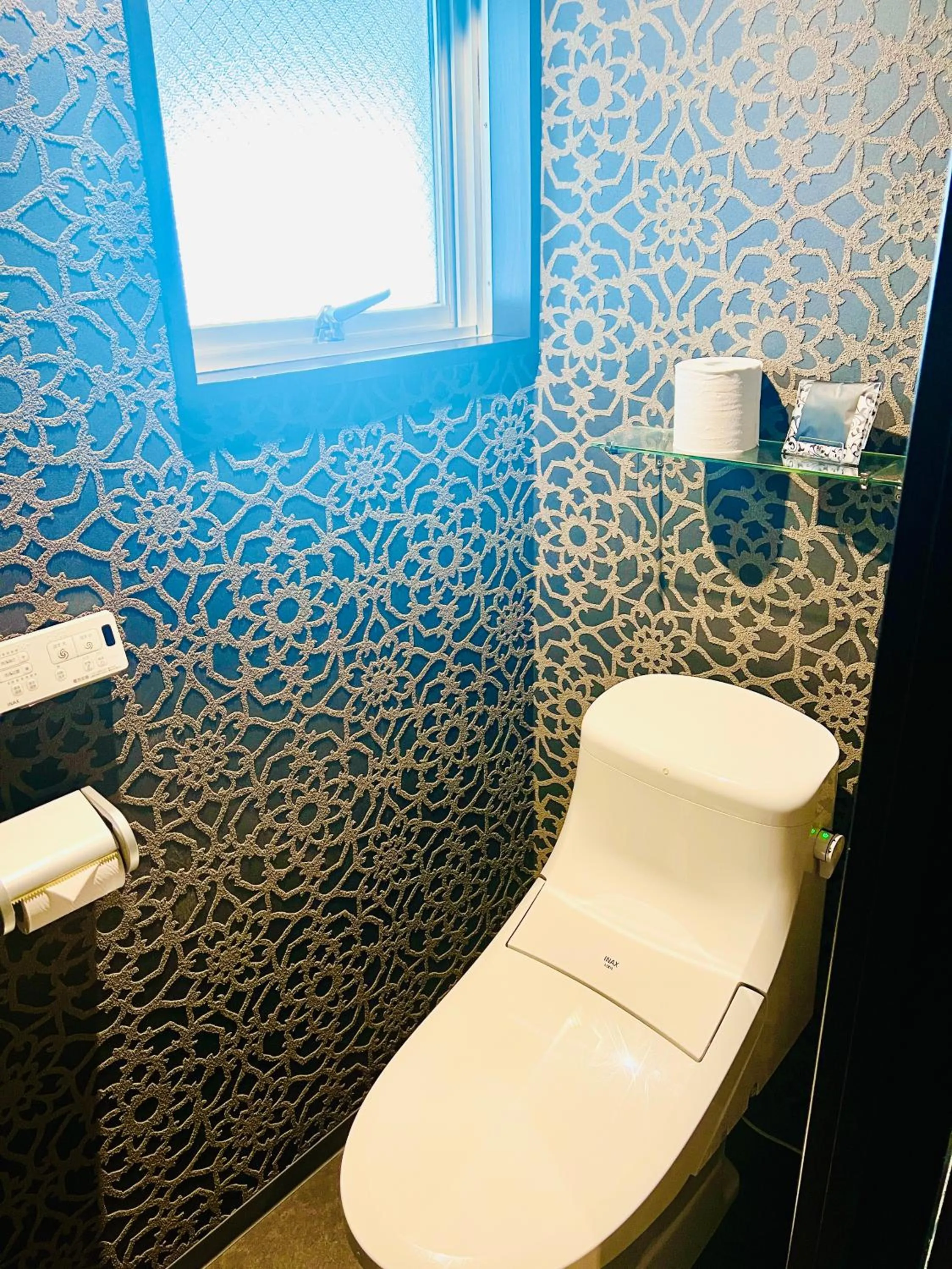 Toilet in Asokono Hotel