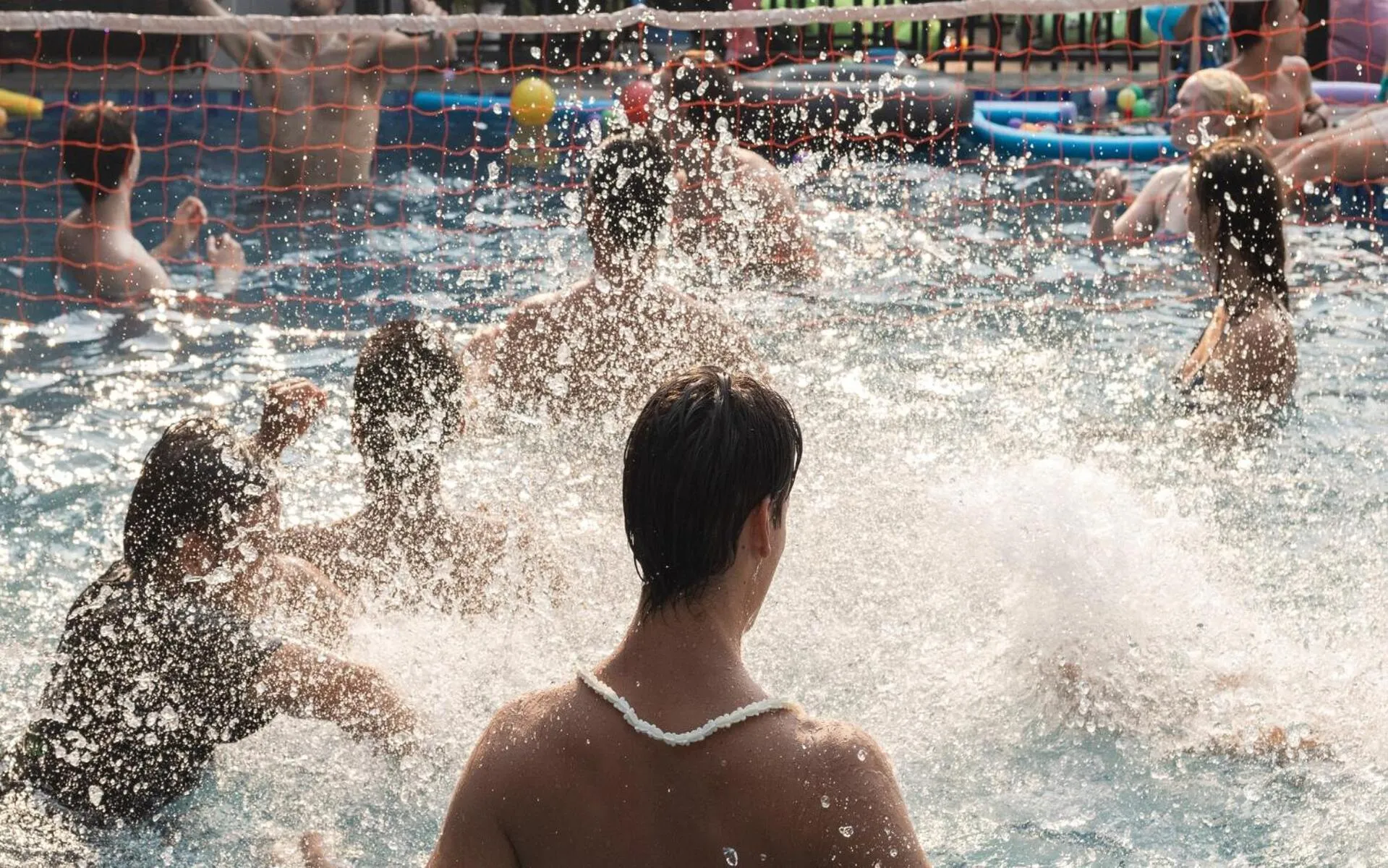 Swimming pool in Mad Monkey Vang Vieng