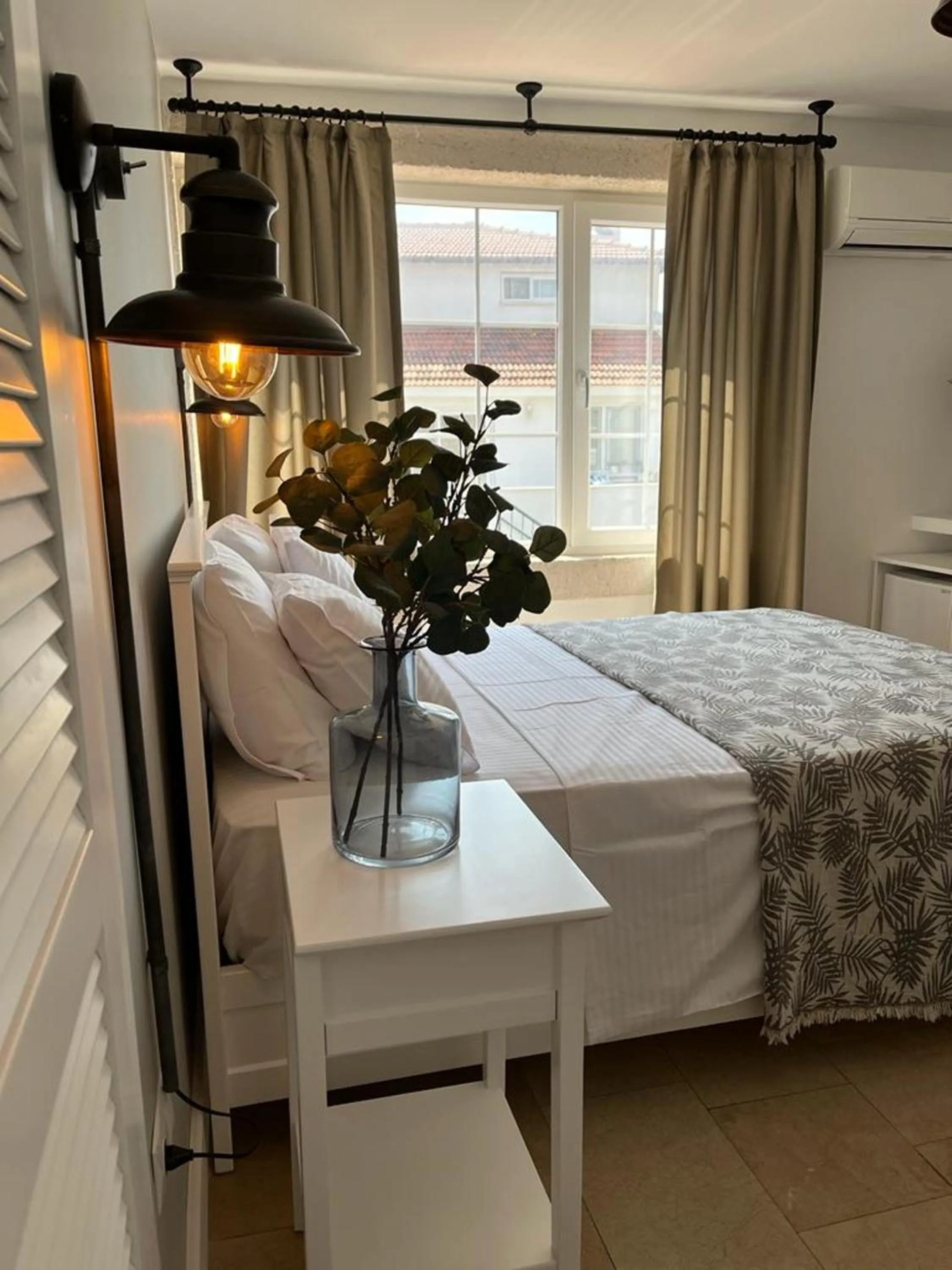 Bed in Alacati Moonbox Hotel