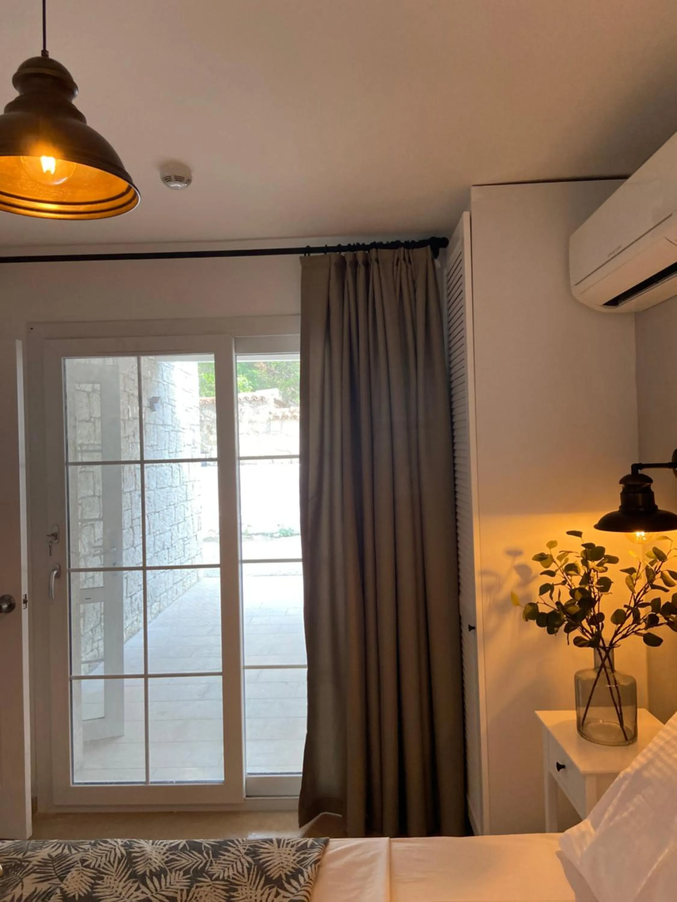 Bed in Alacati Moonbox Hotel