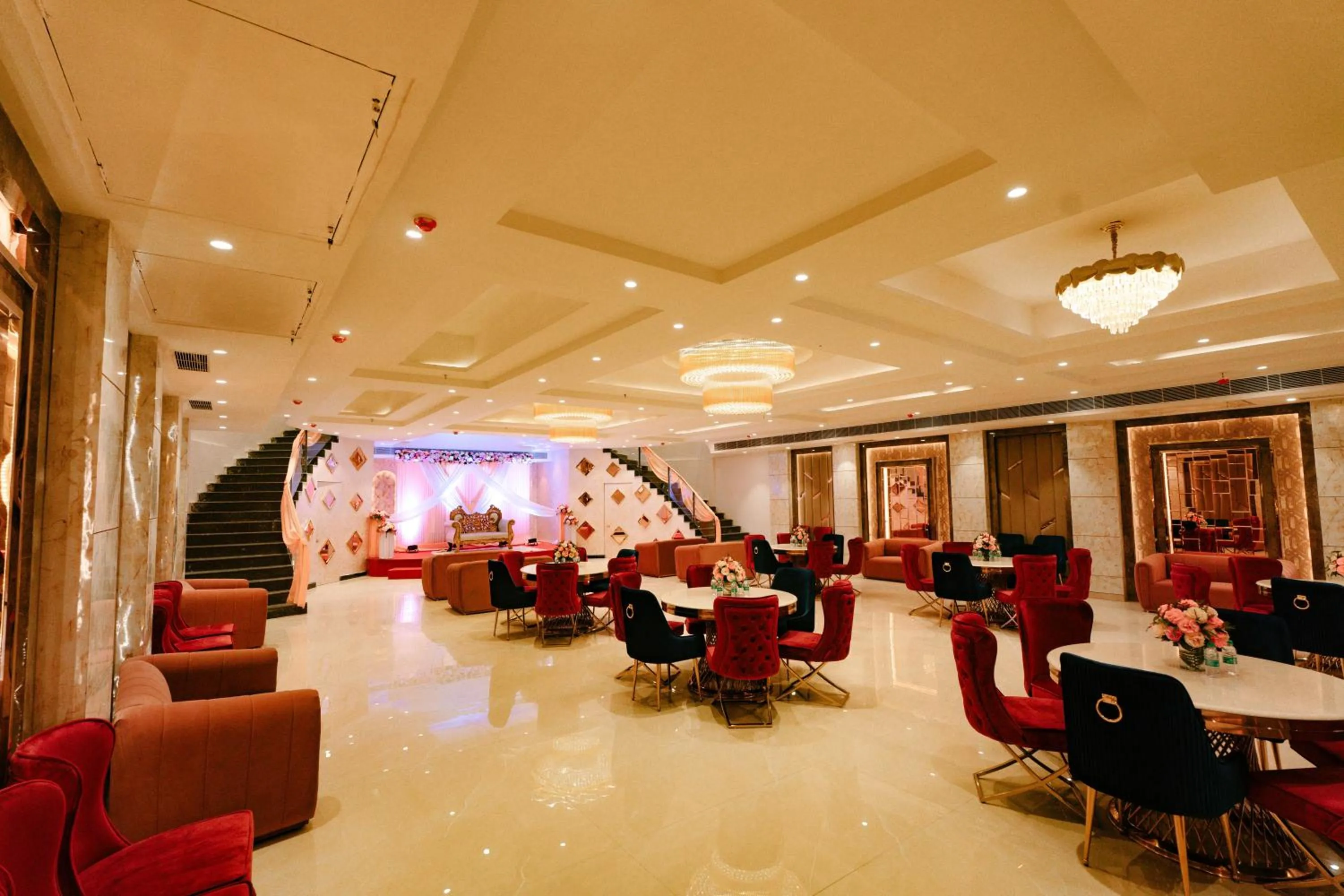 Banquet/Function facilities in The Eliot Hotel & Banquet