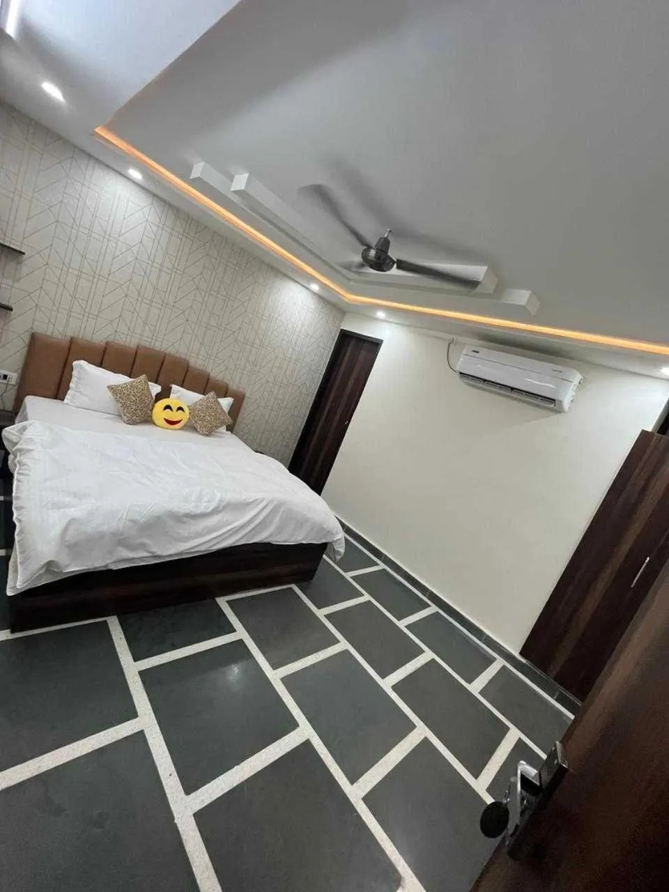 Bedroom in Hotel O Yaduvanshi