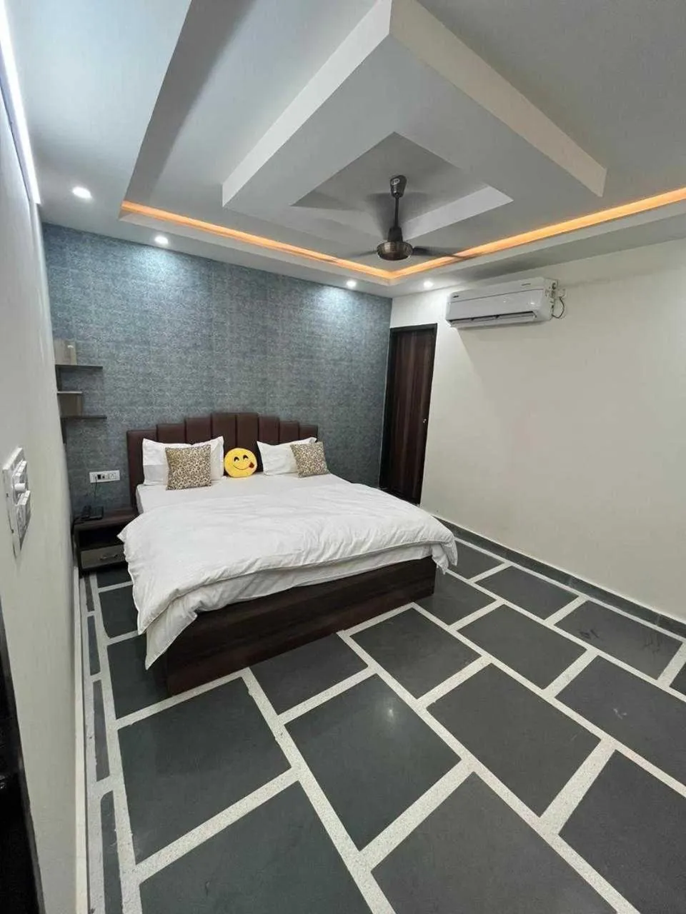 Bedroom in Hotel O Yaduvanshi