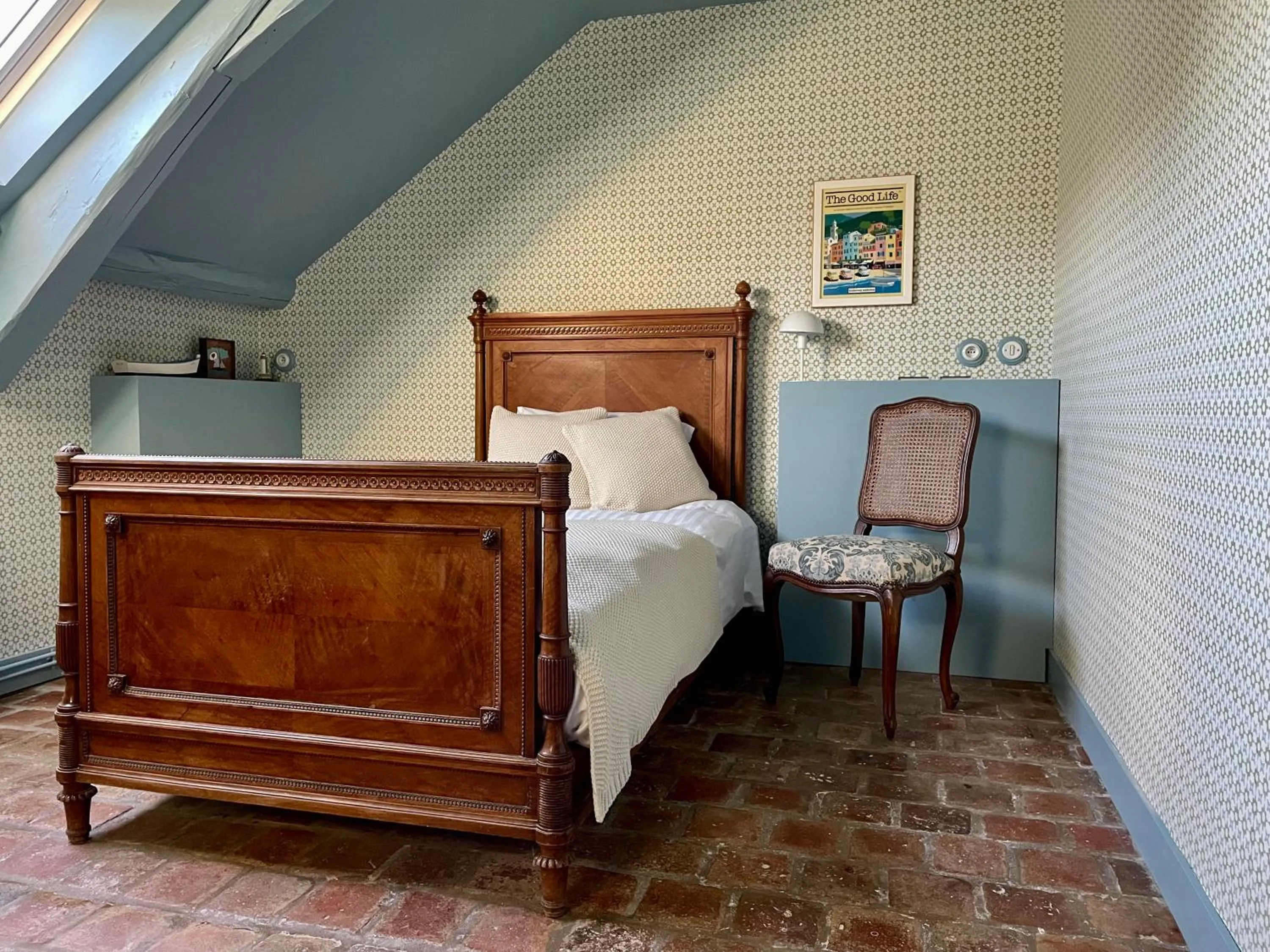 Decorative detail, Bed in Château de la Huberdière