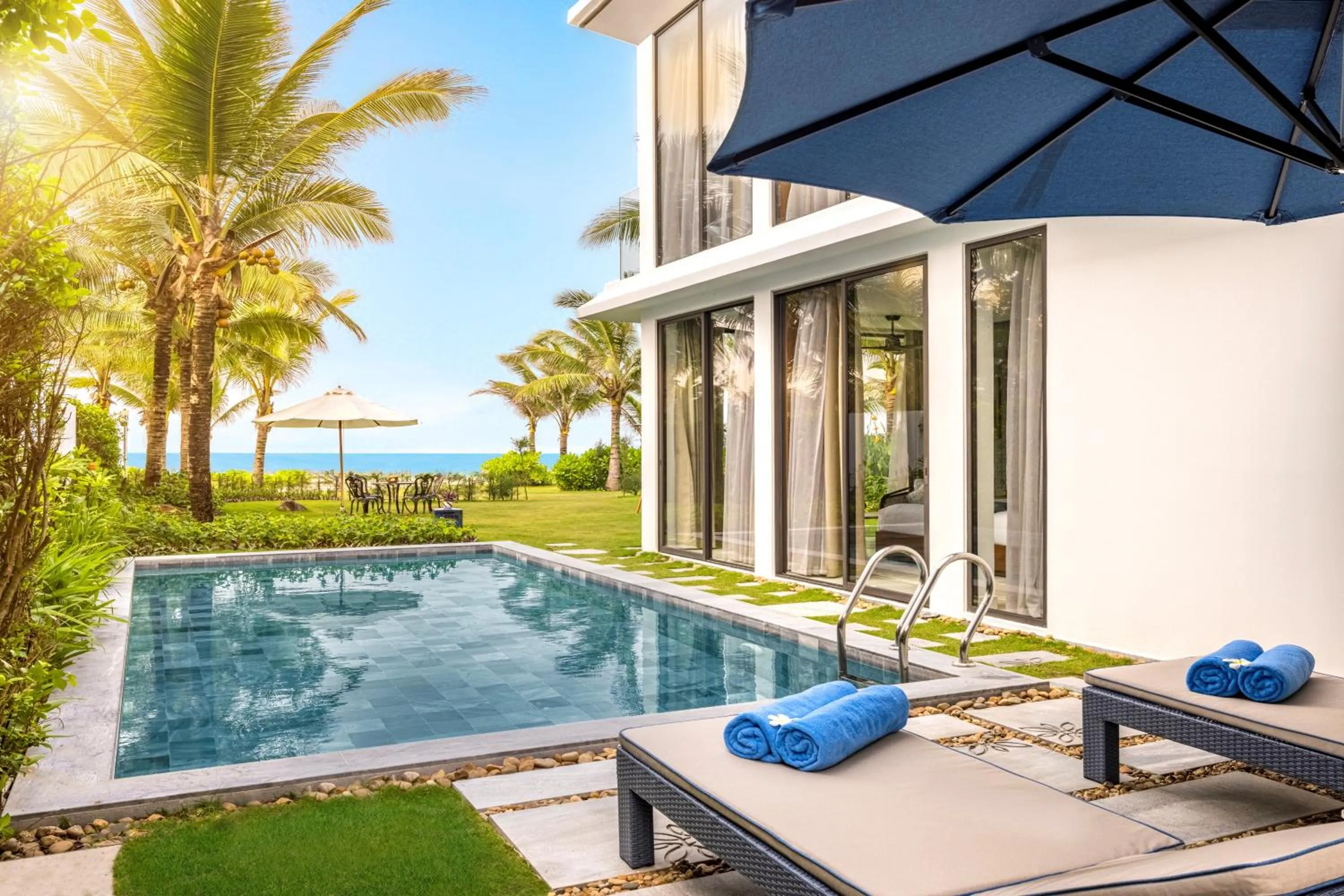 Day in Wyndham Hoi An Royal Beachfront Resort & Villas