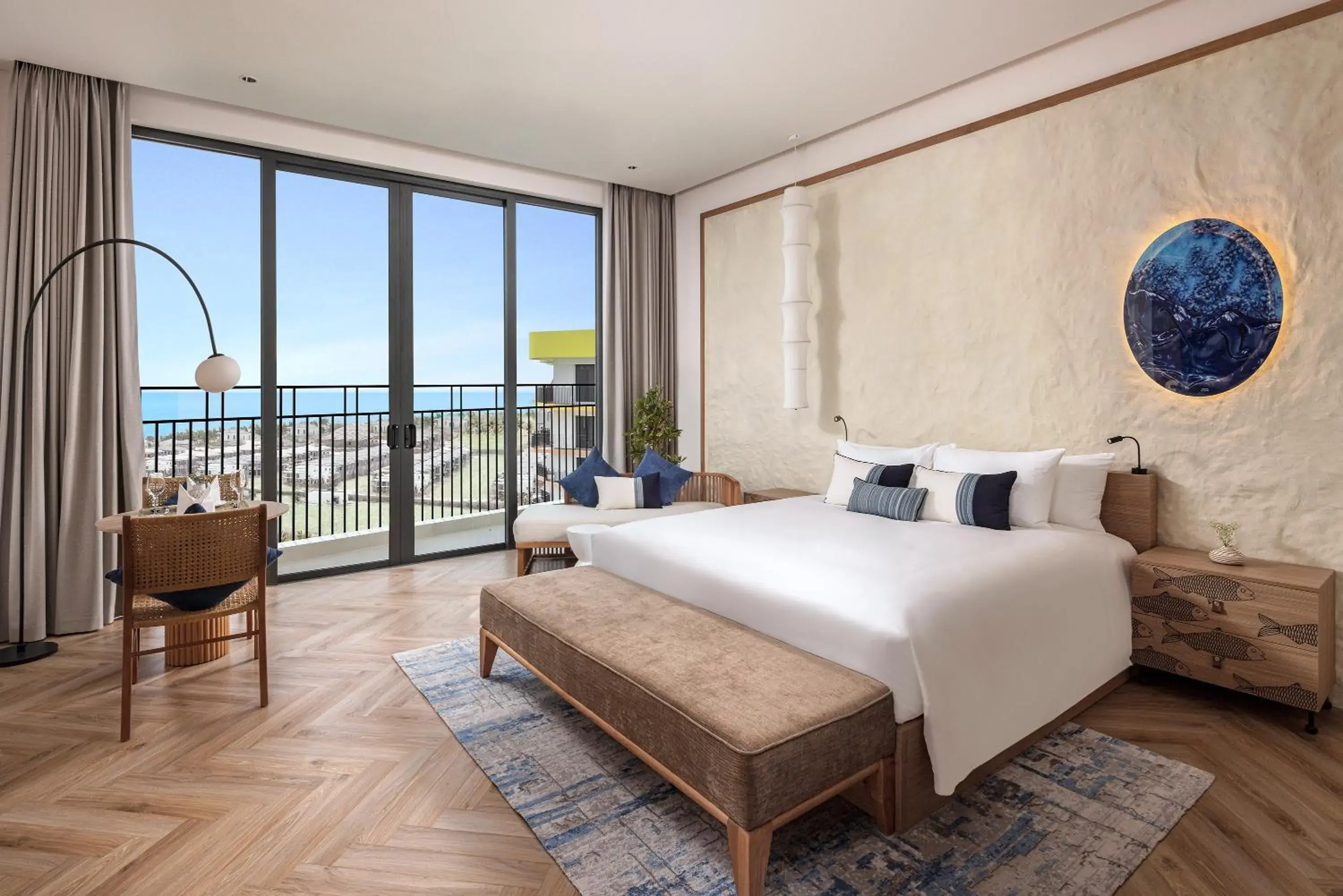 King Deluxe Room with Ocean View in Wyndham Hoi An Royal Beachfront Resort & Villas King Deluxe Room with Ocean View in Wyndham Hoi An Royal Beachfront Resort & Villas