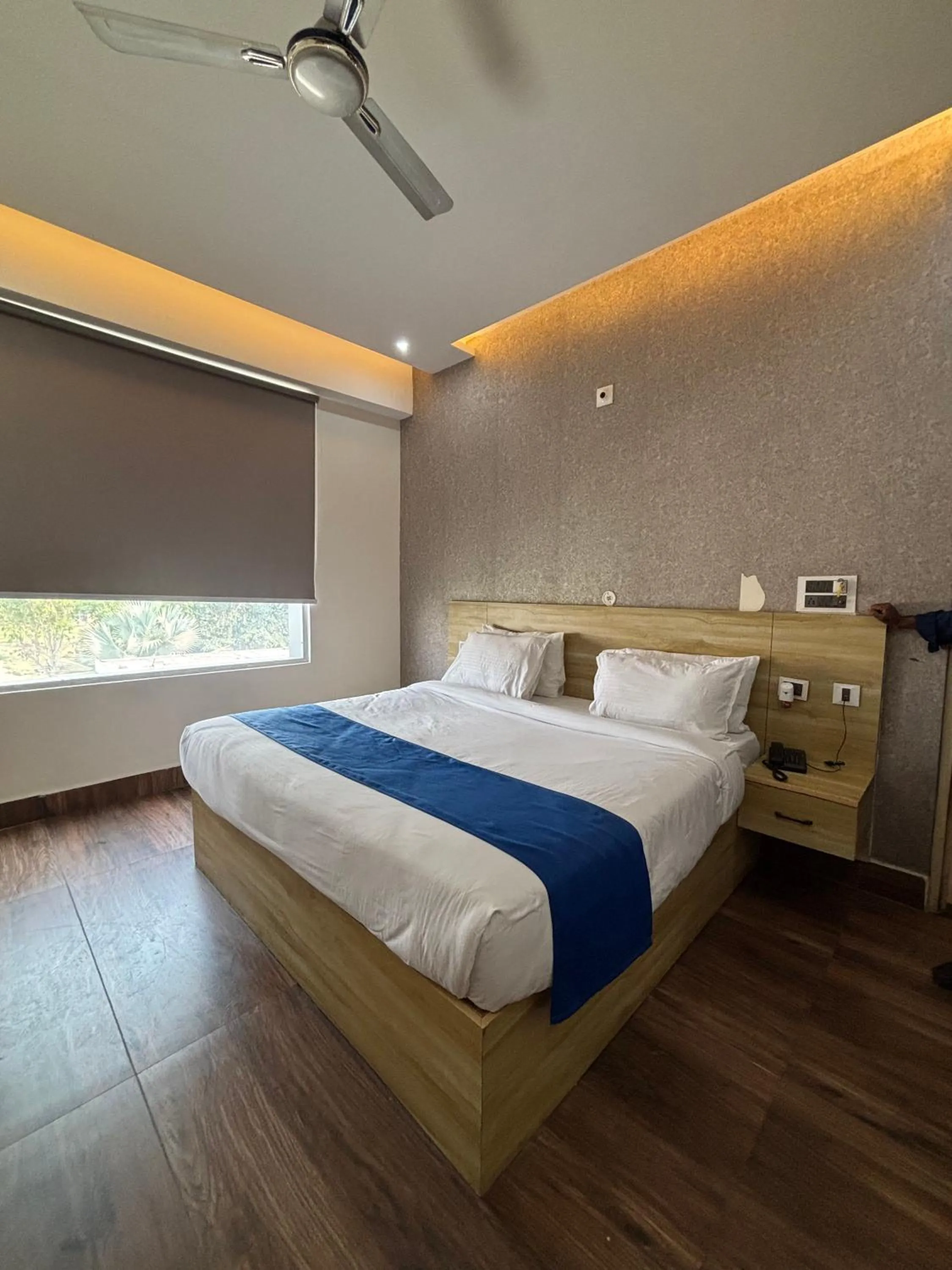 Bedroom in Dolphin Club And Resort