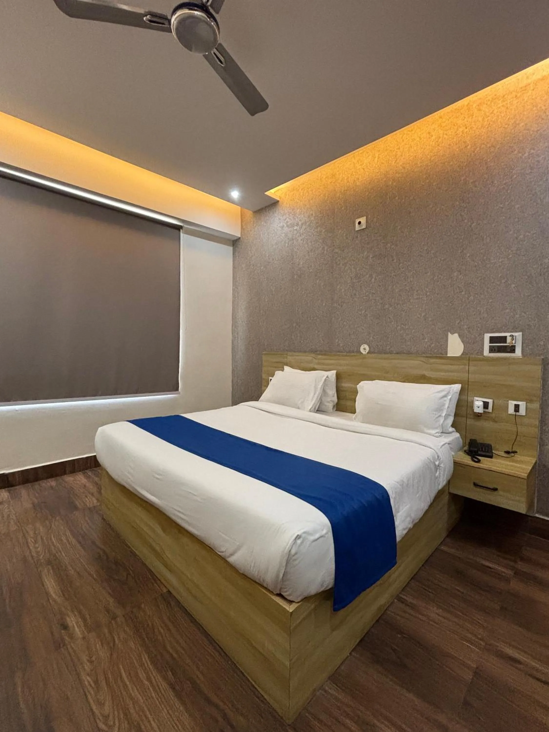 Bedroom in Dolphin Club And Resort