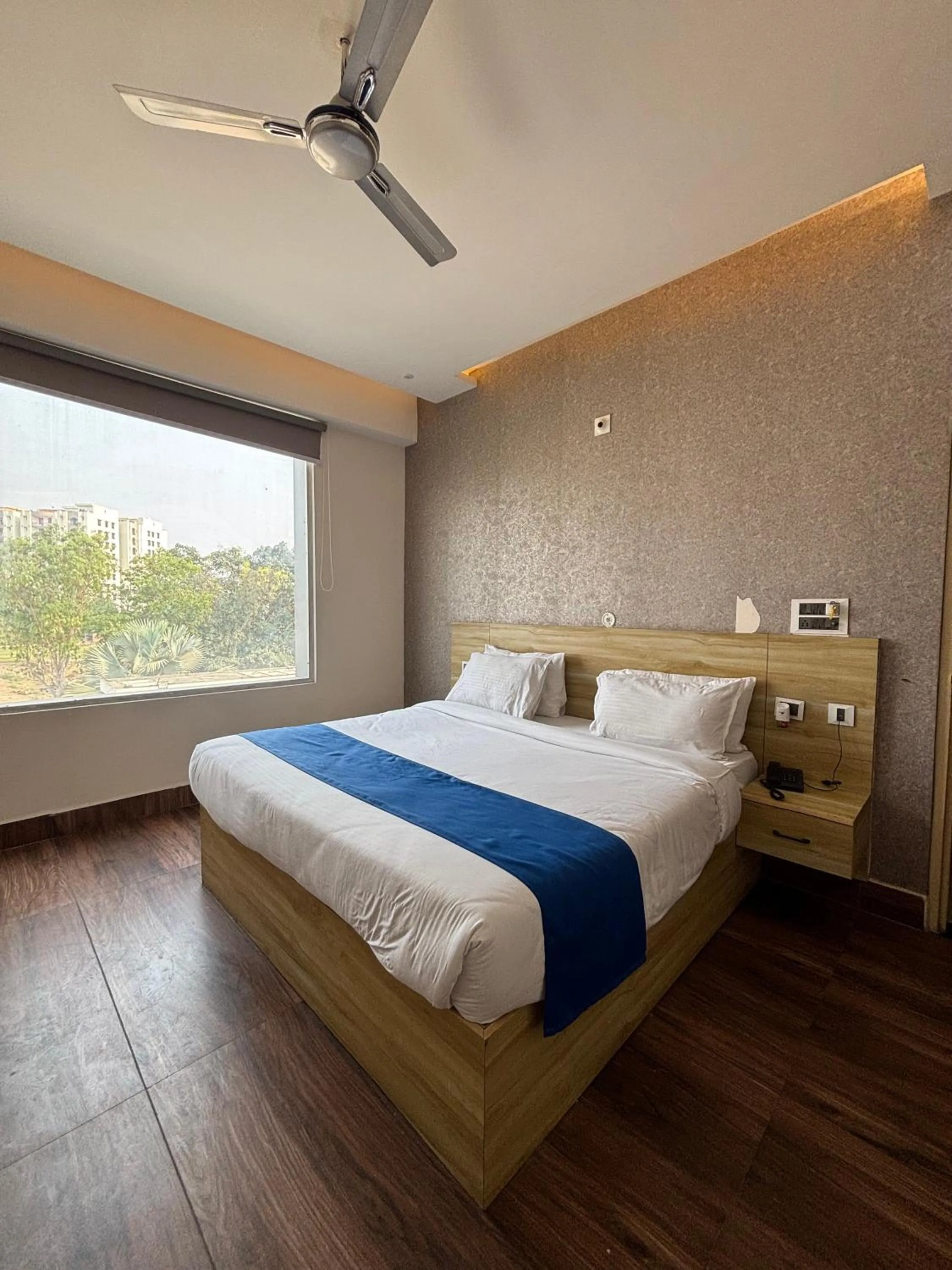 Bed in Dolphin Club And Resort