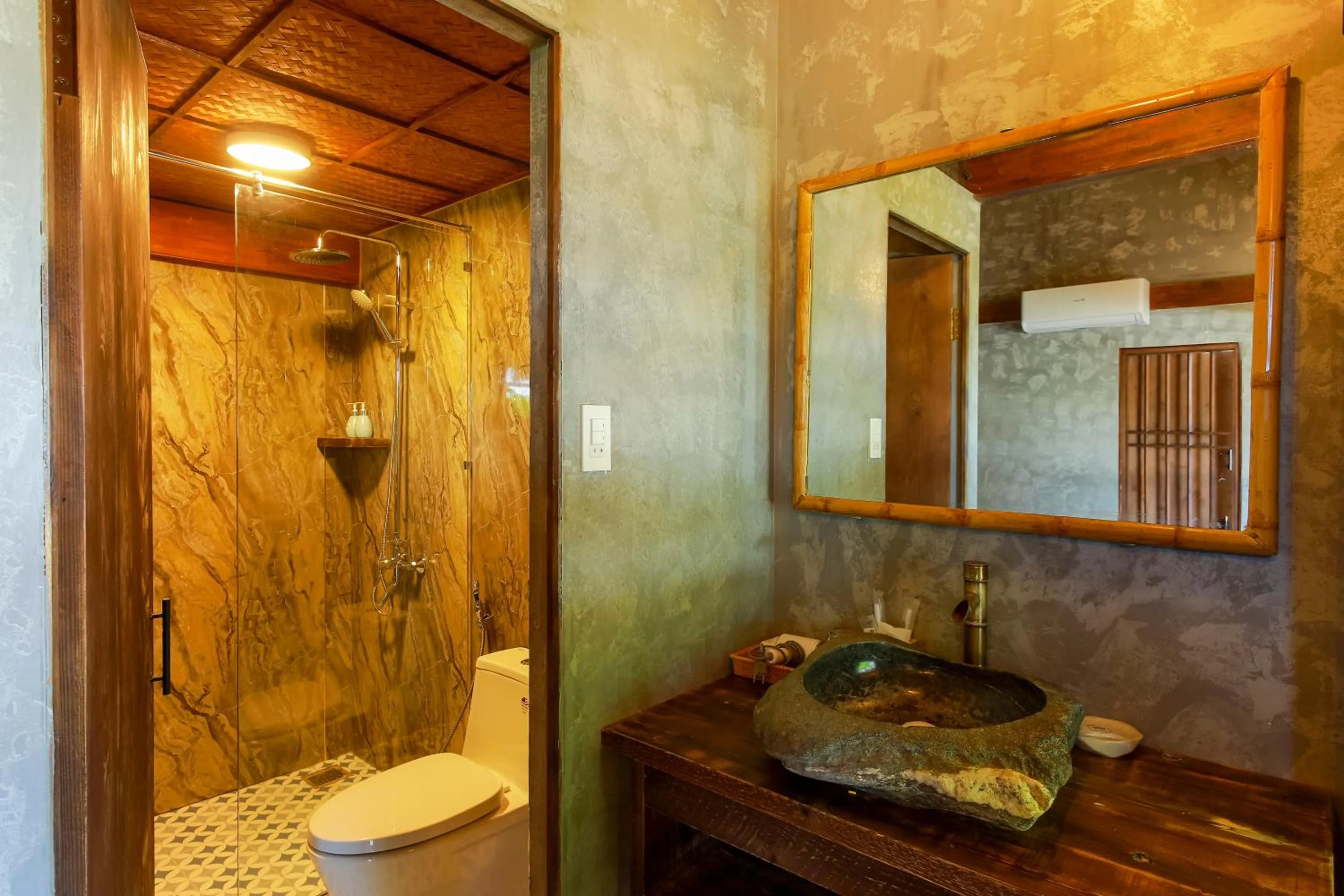 Bedroom in Winhouse An Bang Boutique Inn & Lounge