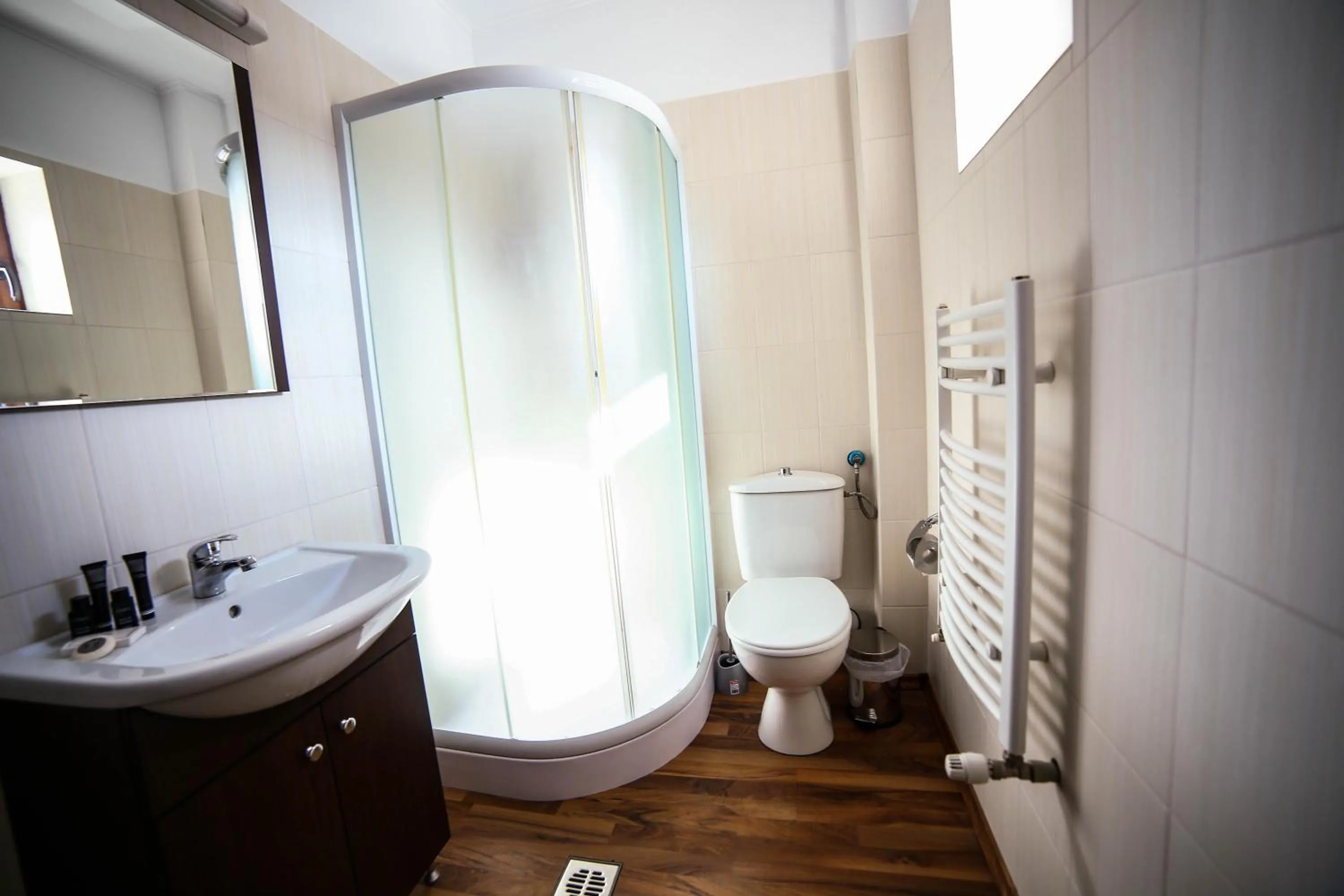 Shower in Bliss Residence