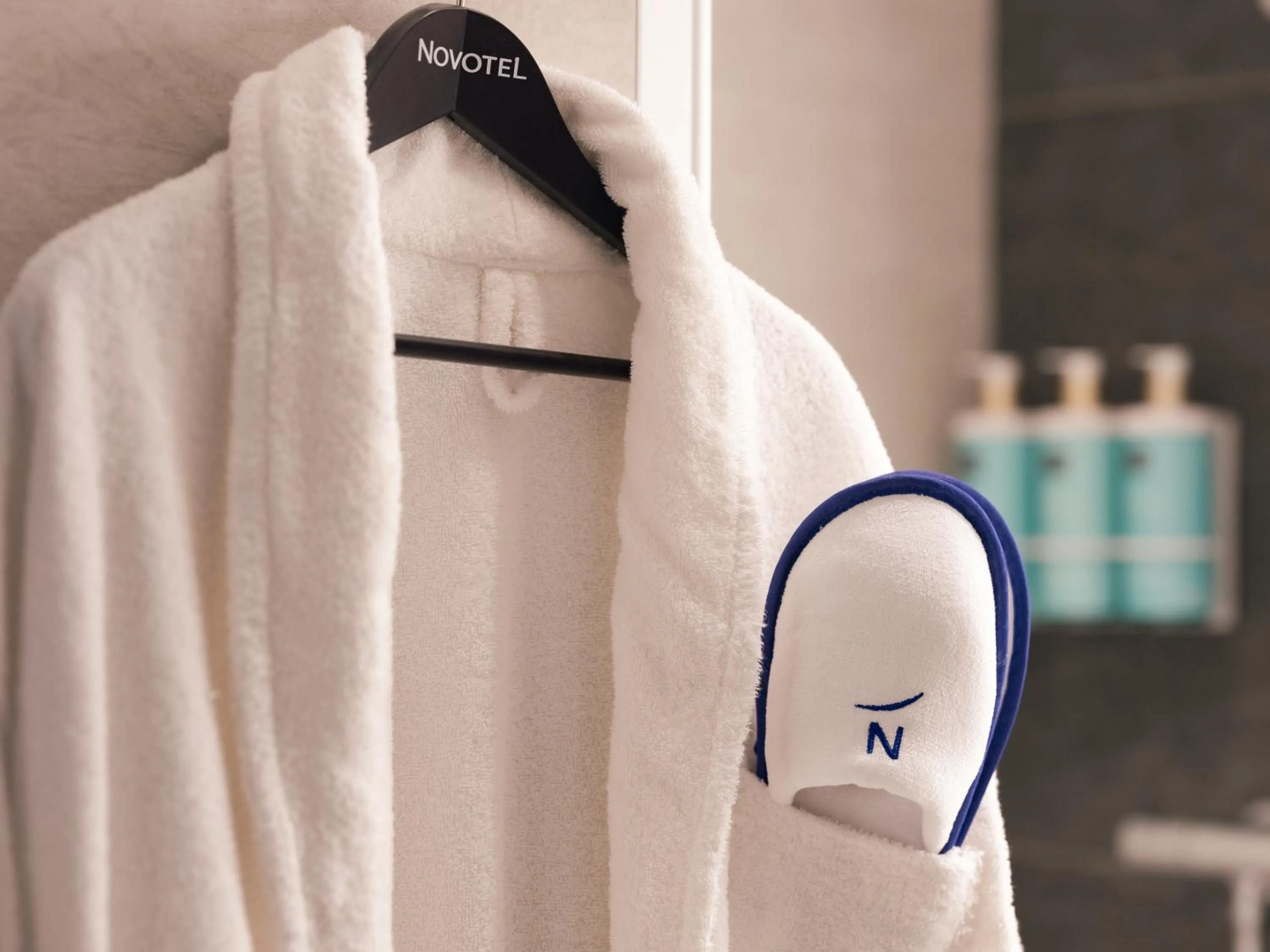 towels in Novotel Paris Val de Fontenay