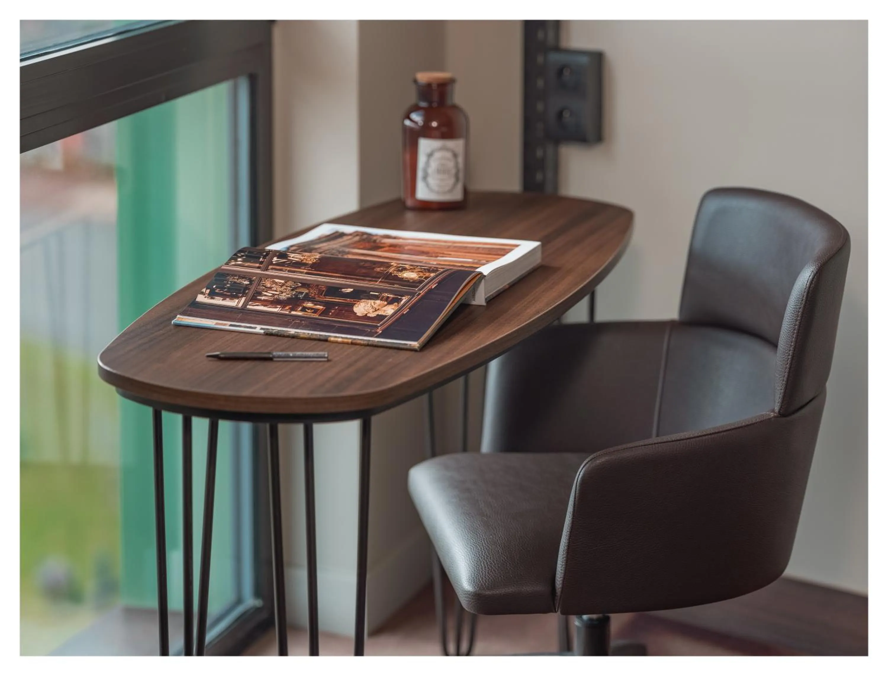 Seating area in Novotel Paris Val de Fontenay