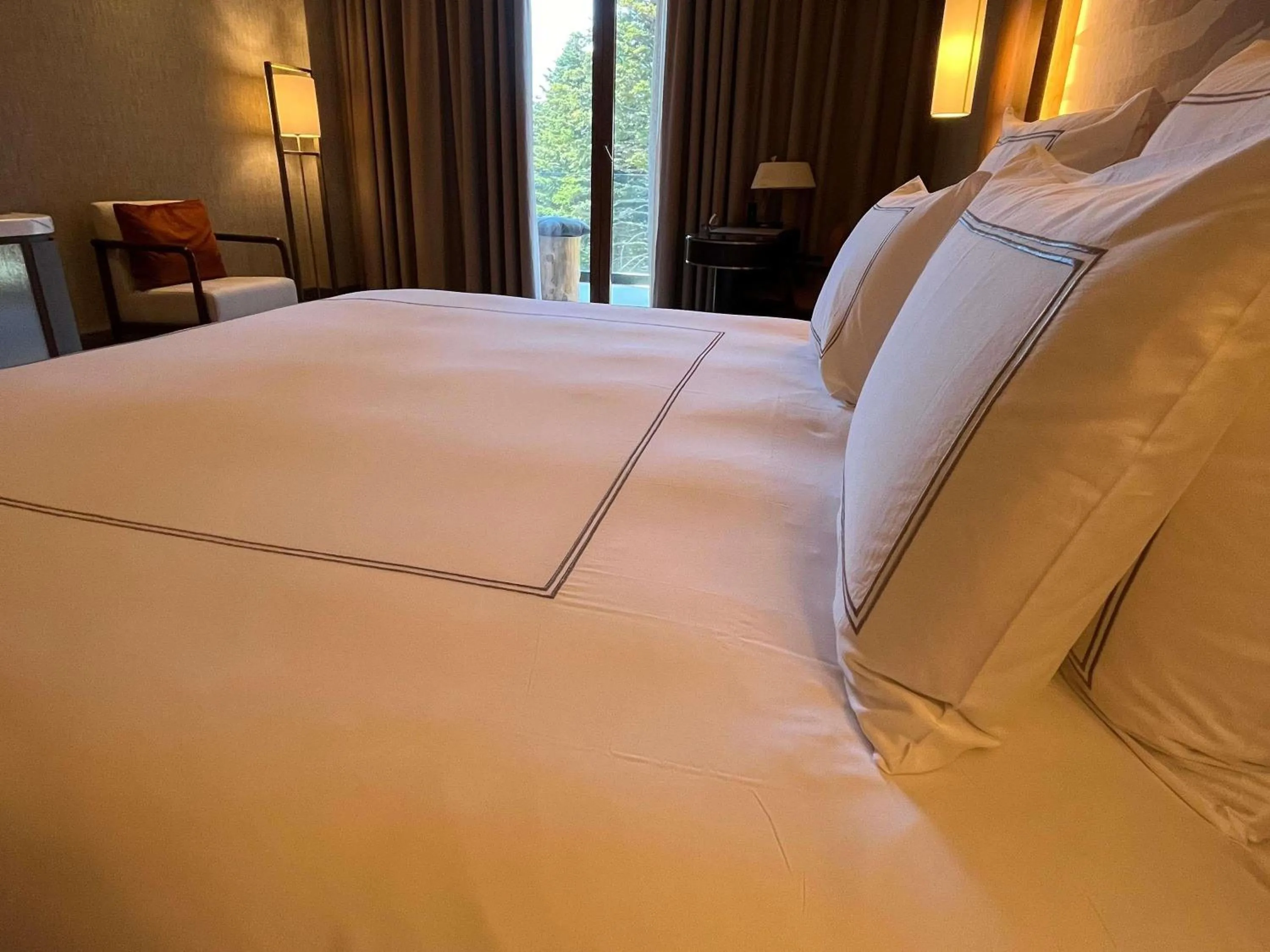 Bedroom, Bed in Swissotel Uludag Bursa