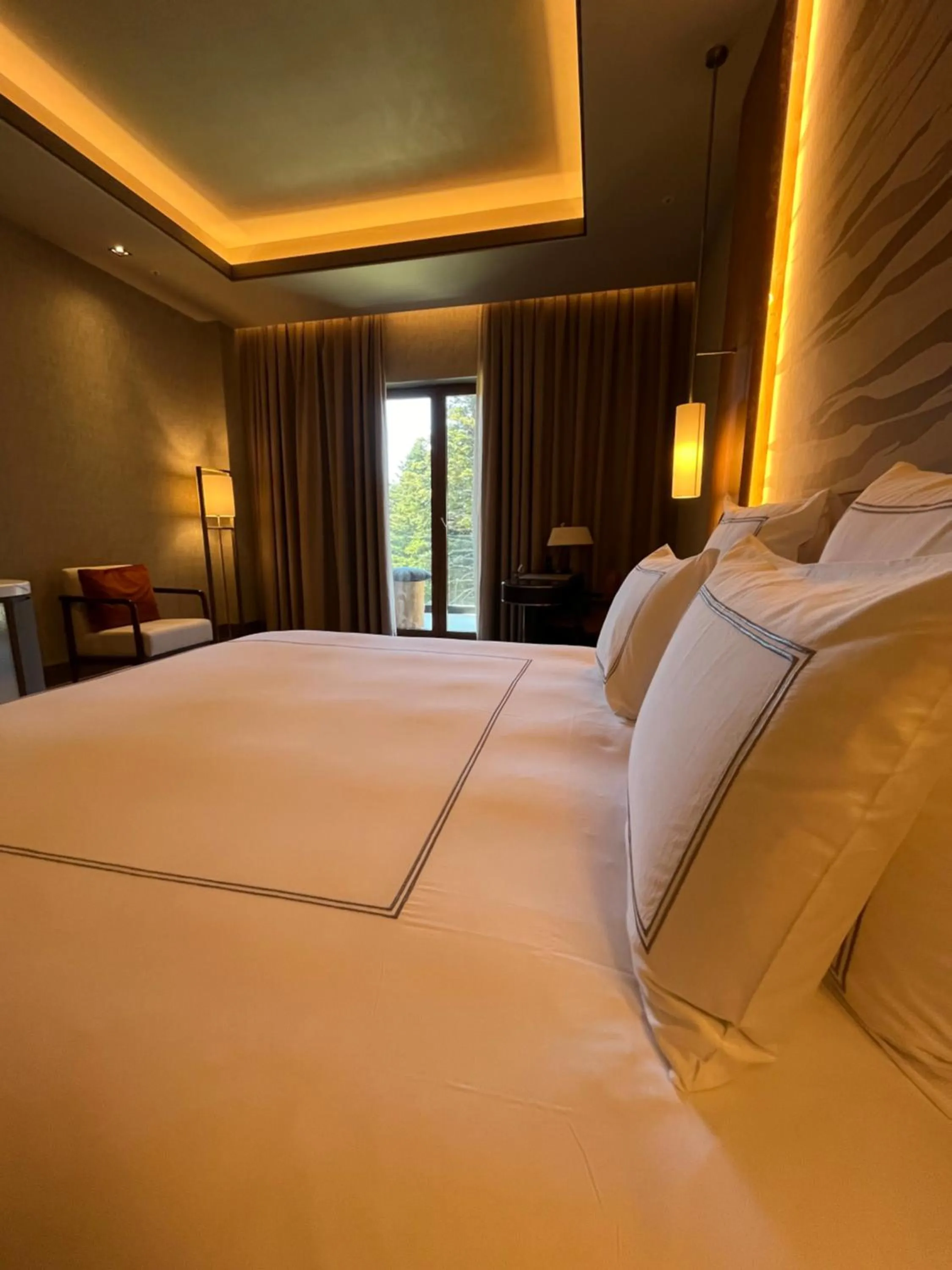 Bed in Swissotel Uludag Bursa