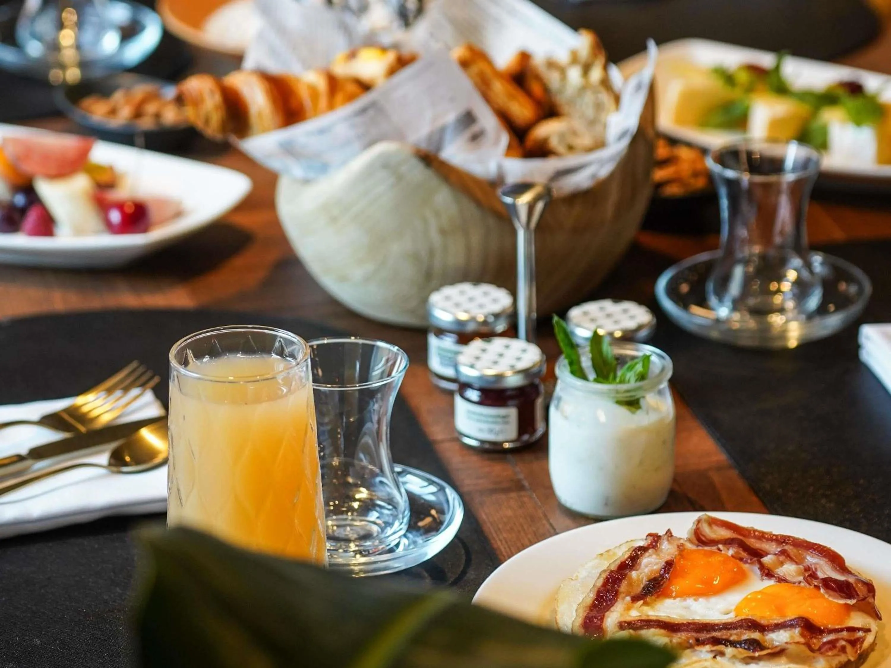 Breakfast in Swissotel Uludag Bursa