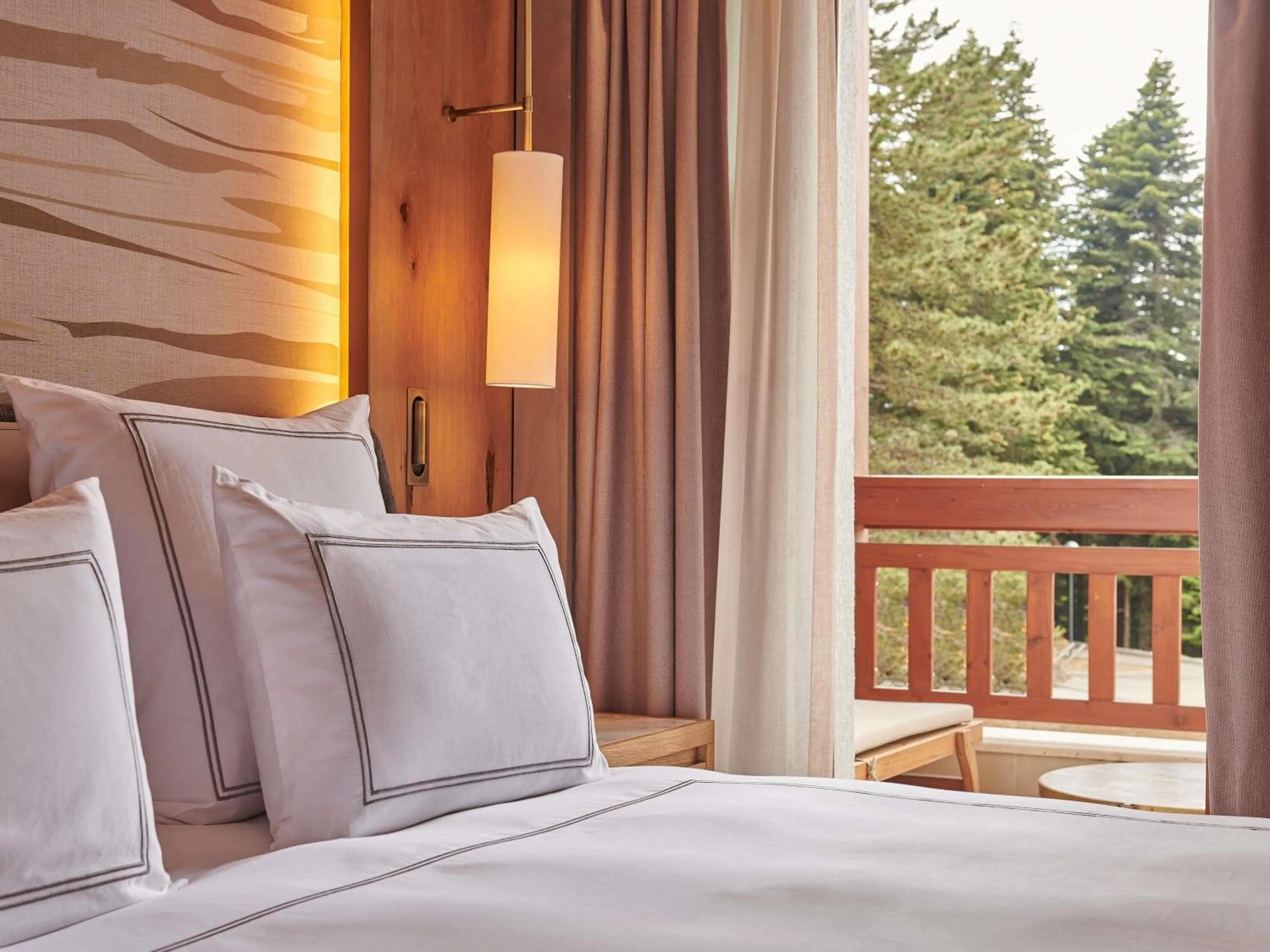 Bedroom, Bed in Swissotel Uludag Bursa