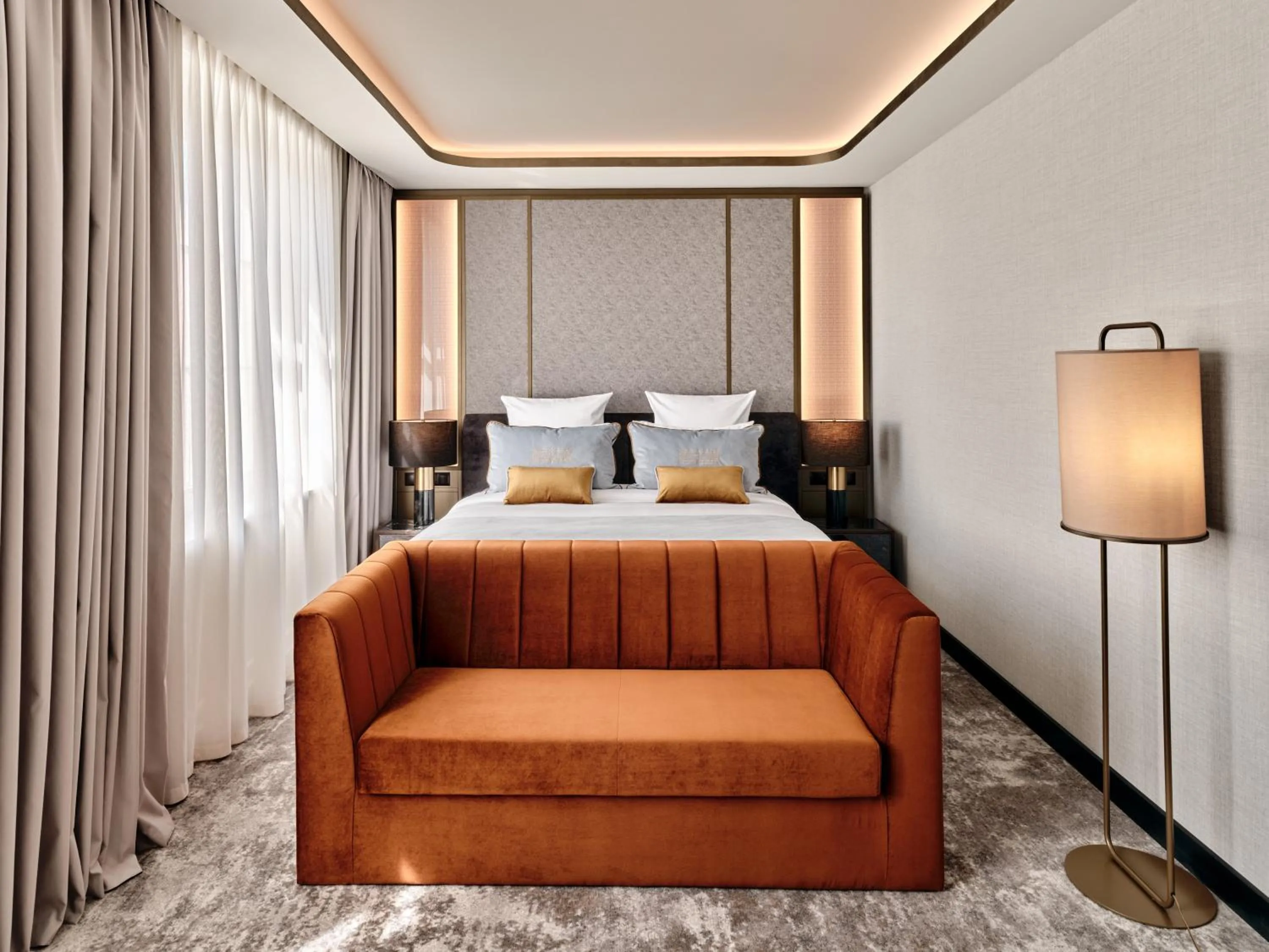 Bed in The Crown Krakow Center - Handwritten Collection ACCOR