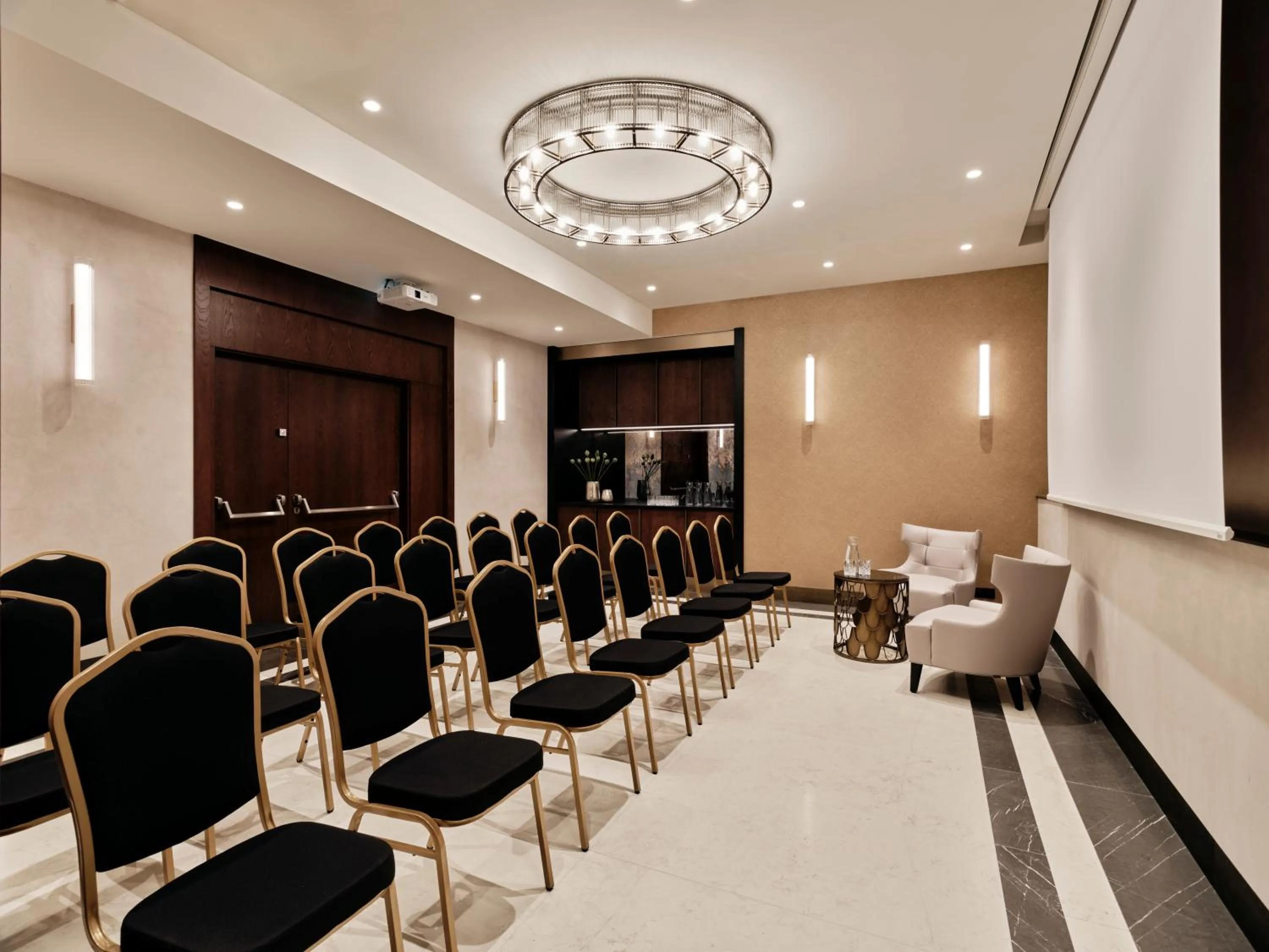 Meeting/conference room in The Crown Krakow Center - Handwritten Collection ACCOR